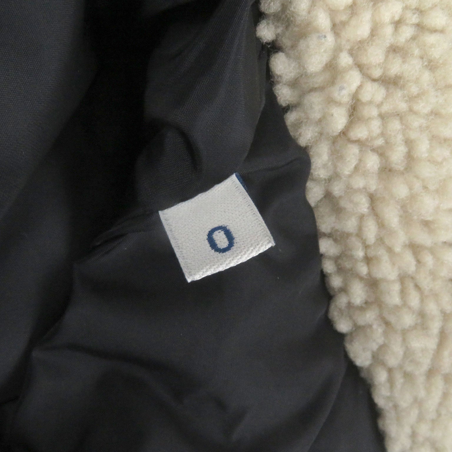Moncler MILLAIS ダウンベスト