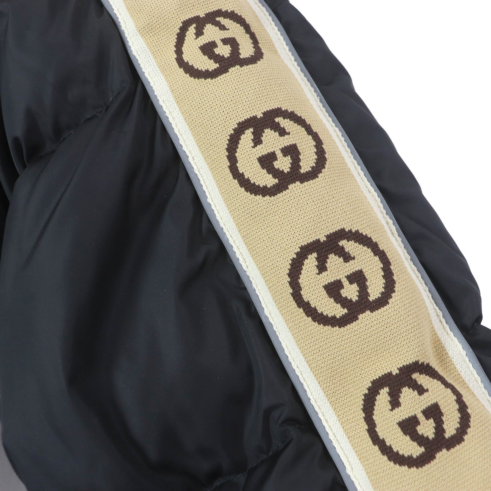 グッチ GG ジャカード ナイロン ウール ダウン コート