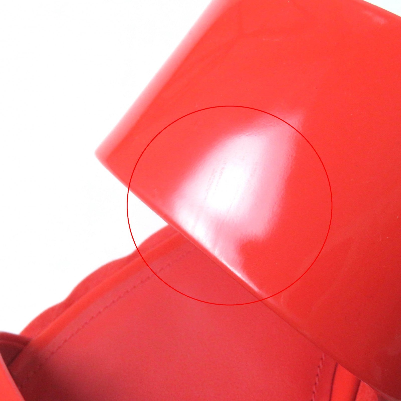 サルヴァトーレ フェラガモ パテント レザー サンダル レッド