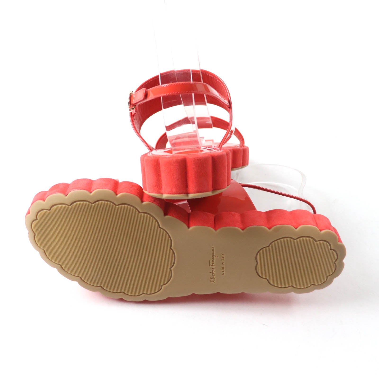 サルヴァトーレ フェラガモ パテント レザー サンダル レッド