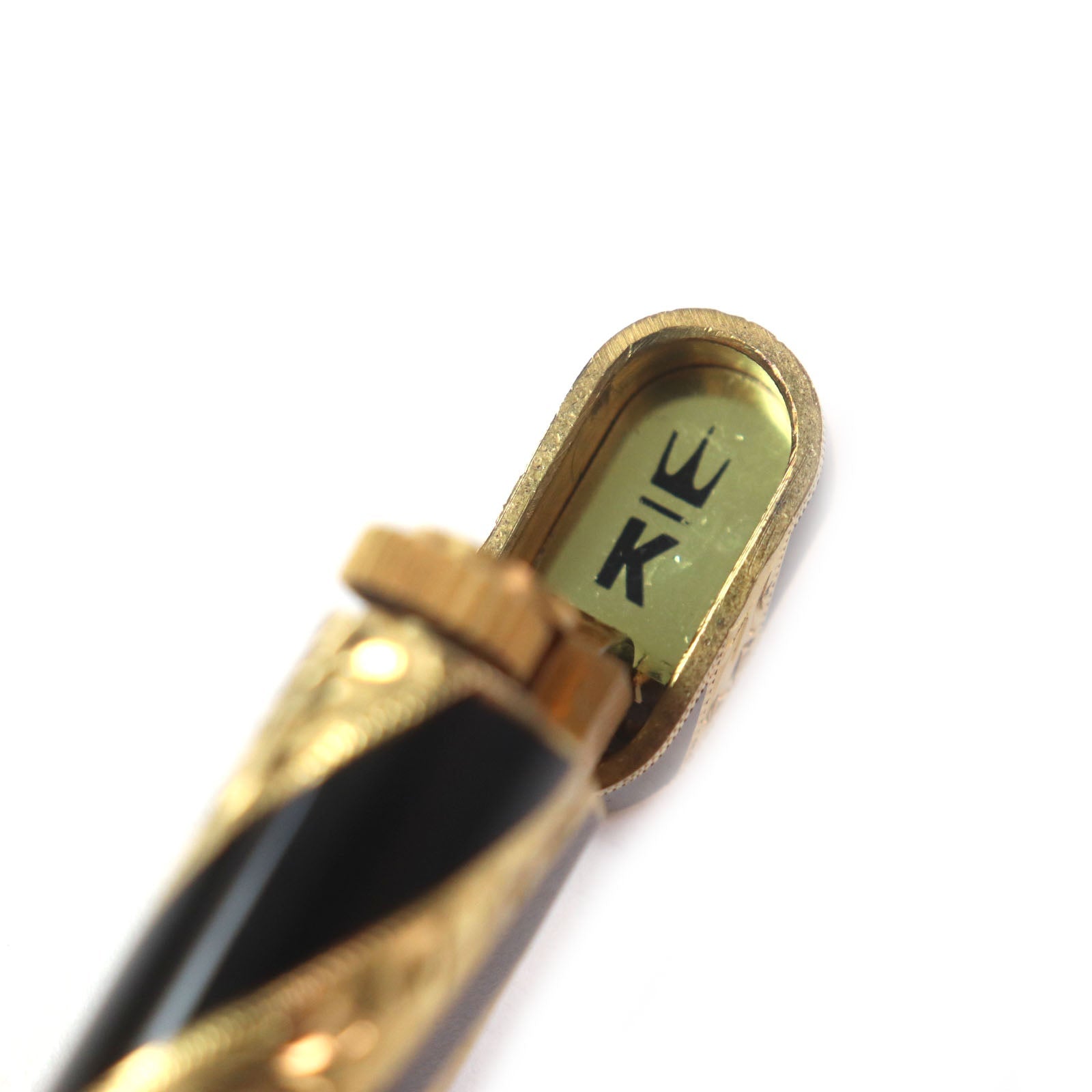 カルティエ ロイキング オーバル アウター ジャケット レジメンタル ストライプ パターン ライター