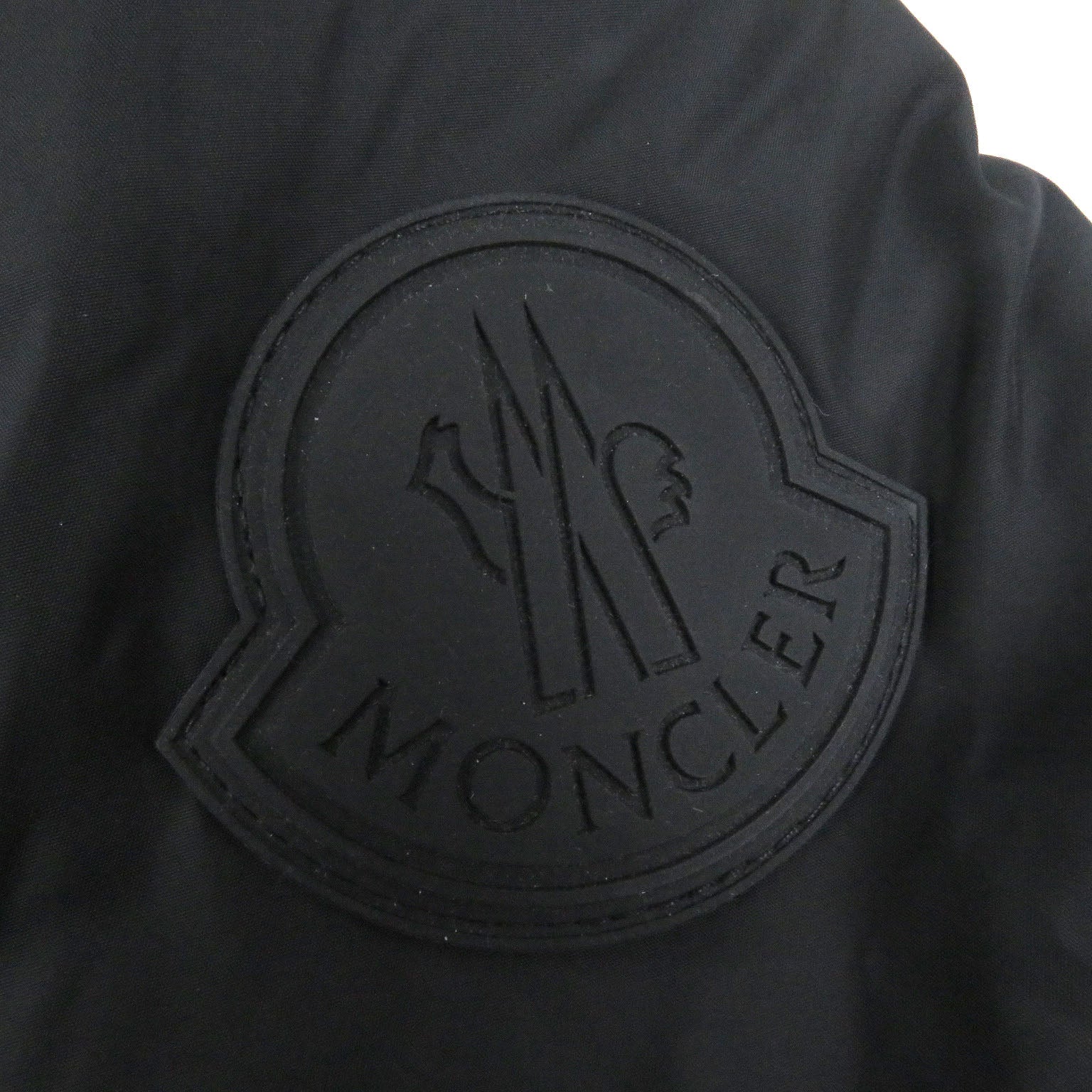 Moncler MENUE ナイロン ダウン ジャケット