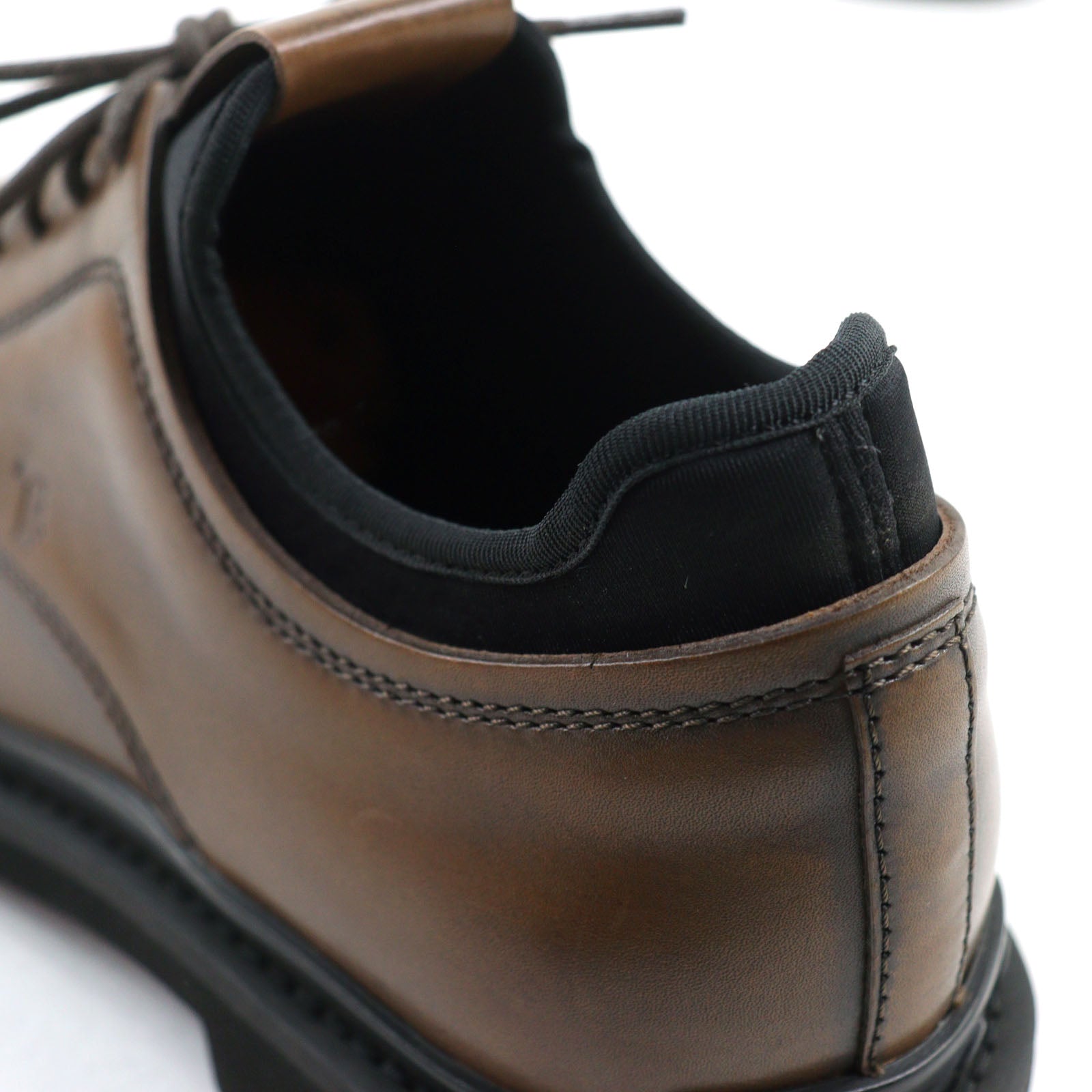 トッズ ALL.NEOPRENE URBAN レザー シューズ