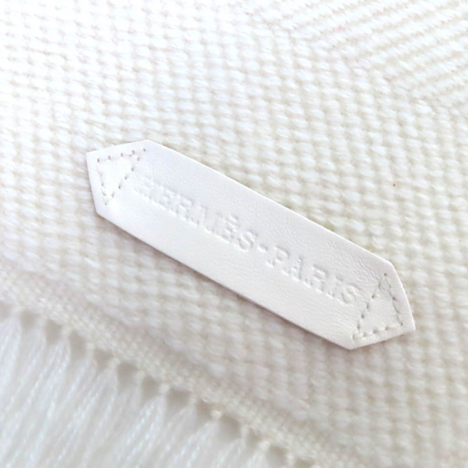 エルメス シェブロン ズーム フリンジ カシミア スカーフ