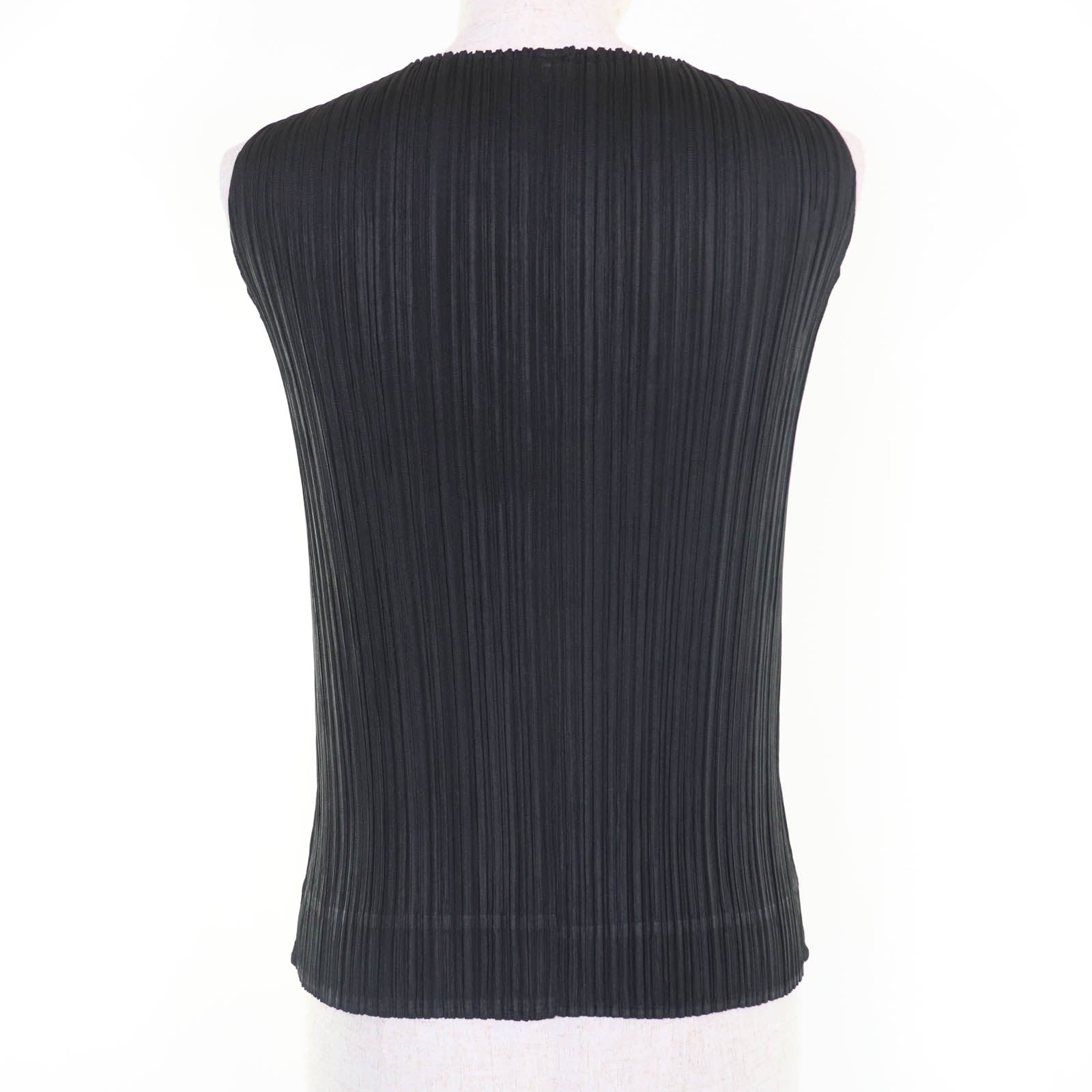 PLEATS PLEASE Tシャツ メイン ボディ ノースリーブ トップ