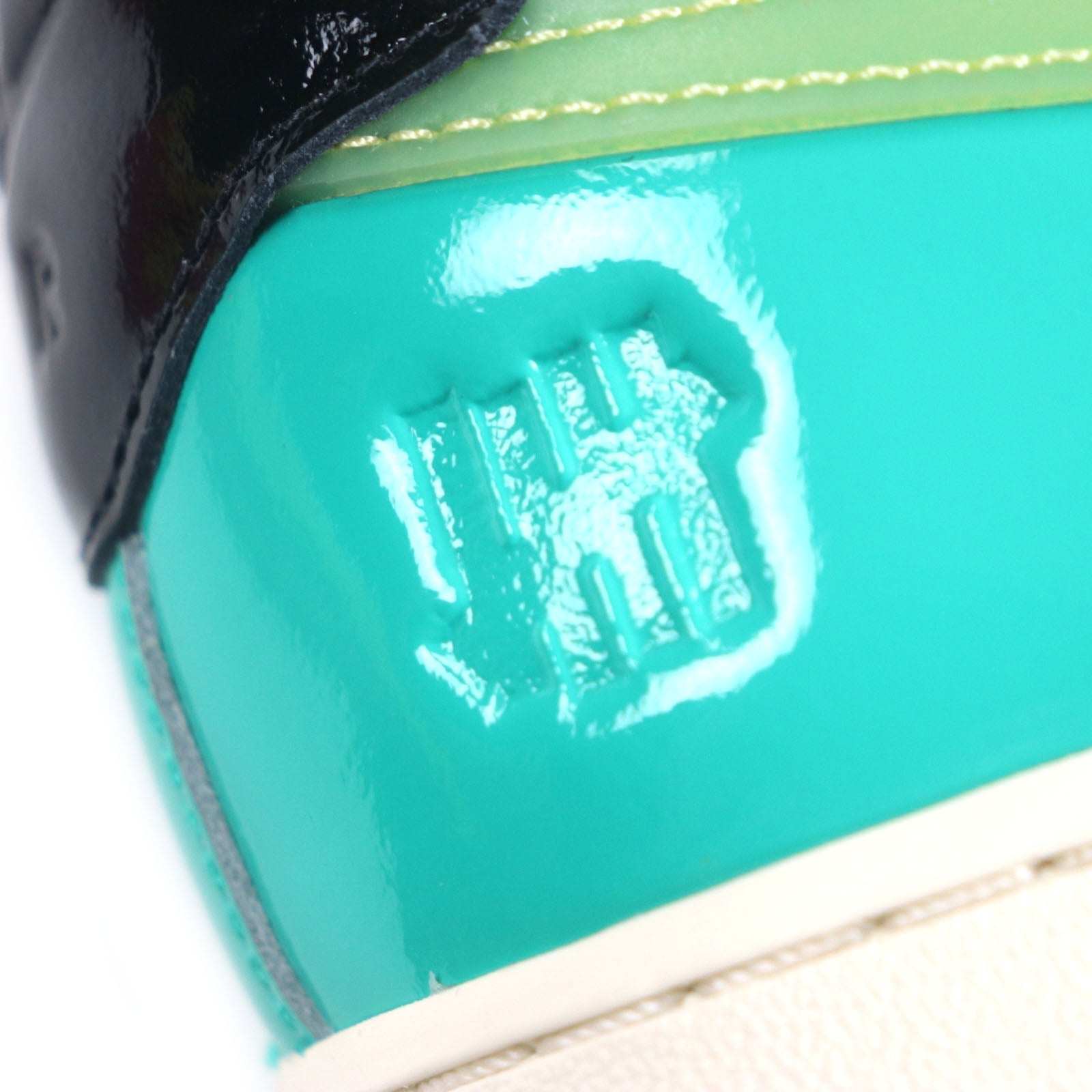 UNDEFEATED NIKE AIR FORCE 1 LOW スニーカー