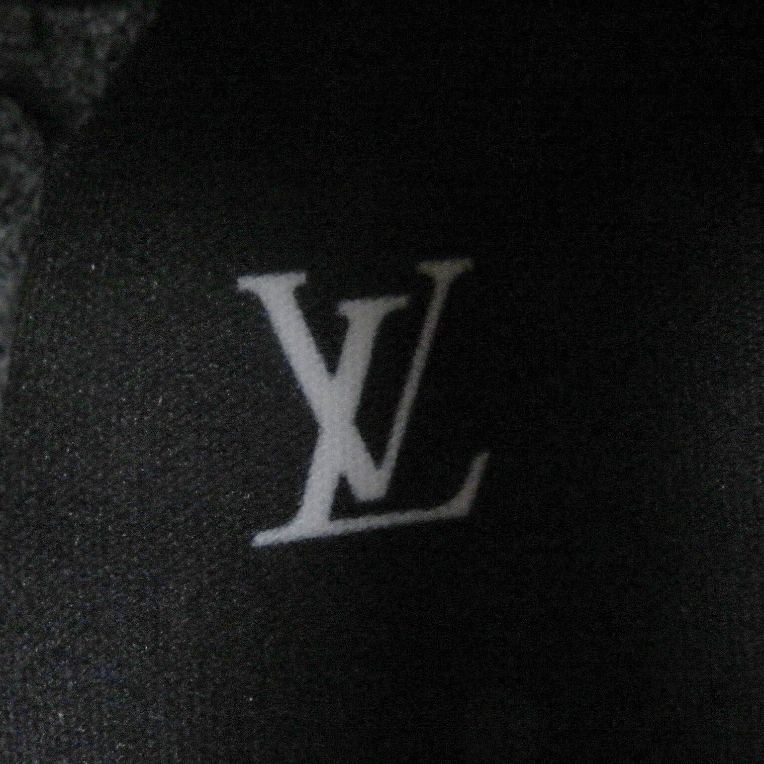 ルイヴィトン LV タティック ライン スニーカー
