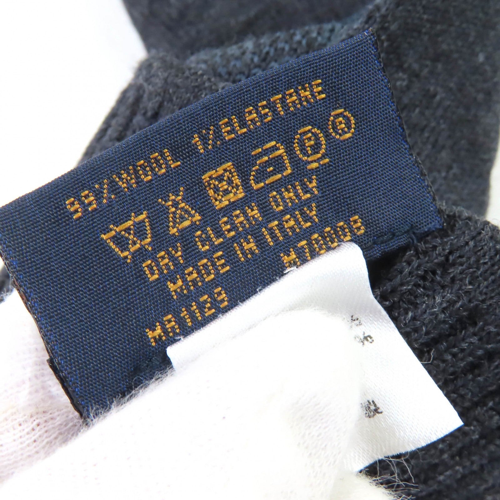 ルイ ヴィトン ダミエ グラフィット ダミエ ゴン プチ ニット グローブ