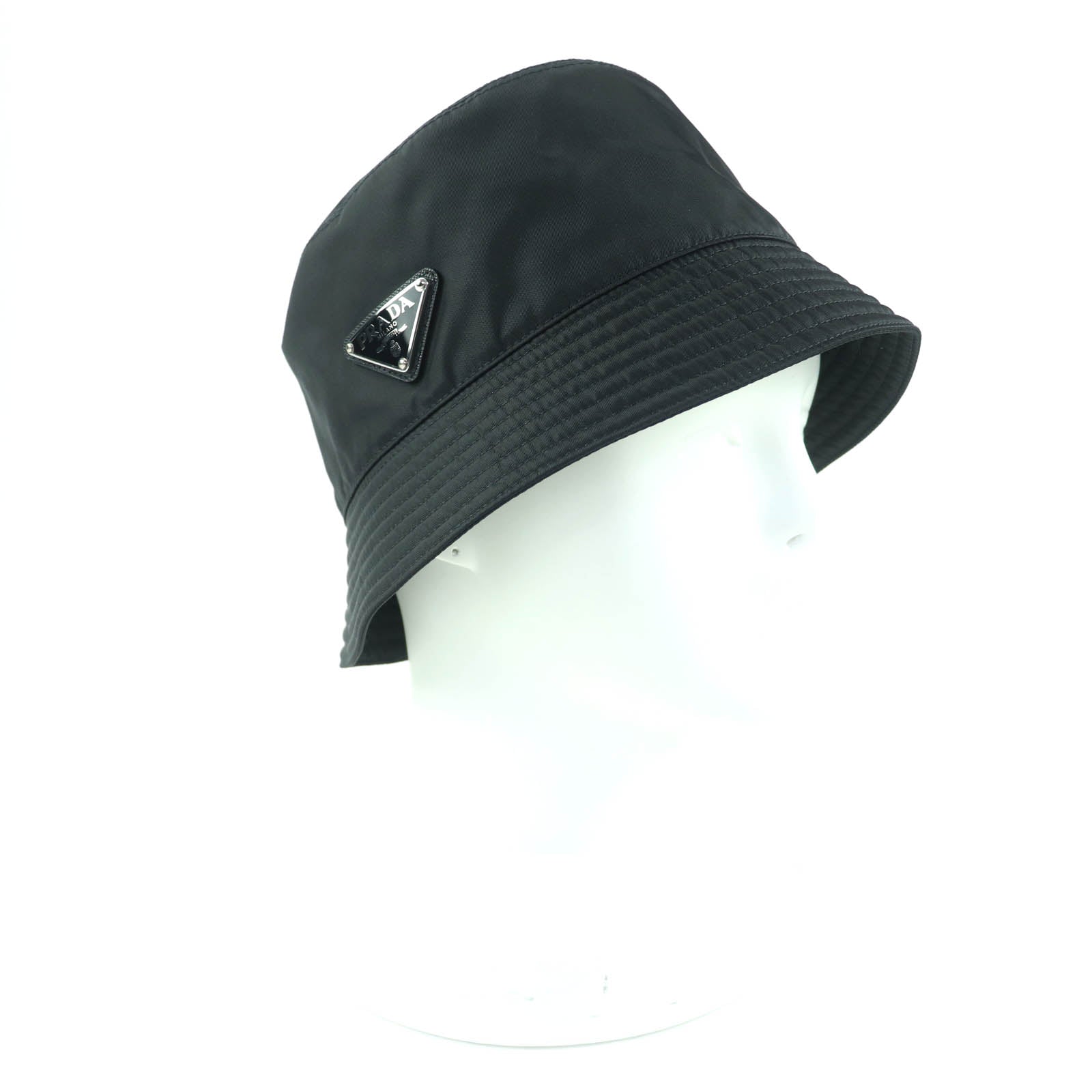 プラダ Re-Nylon トライアングル ロゴ ハット