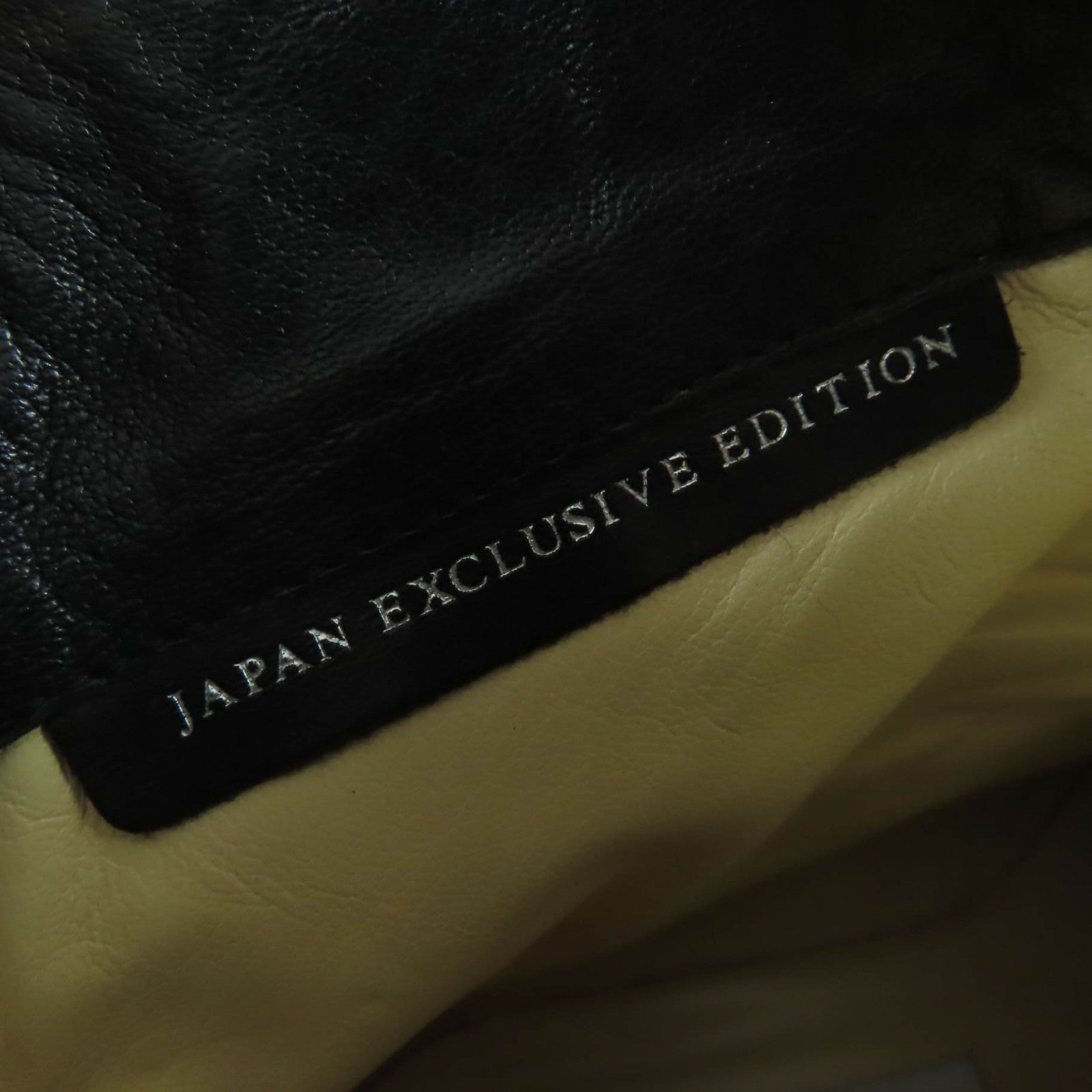 ジミーチュウ スタースタッズレザーショートブーツ