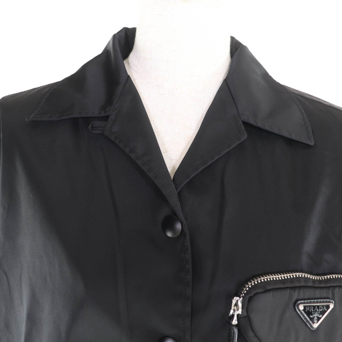 プラダ リサイクルポリアミド 半袖シャツ