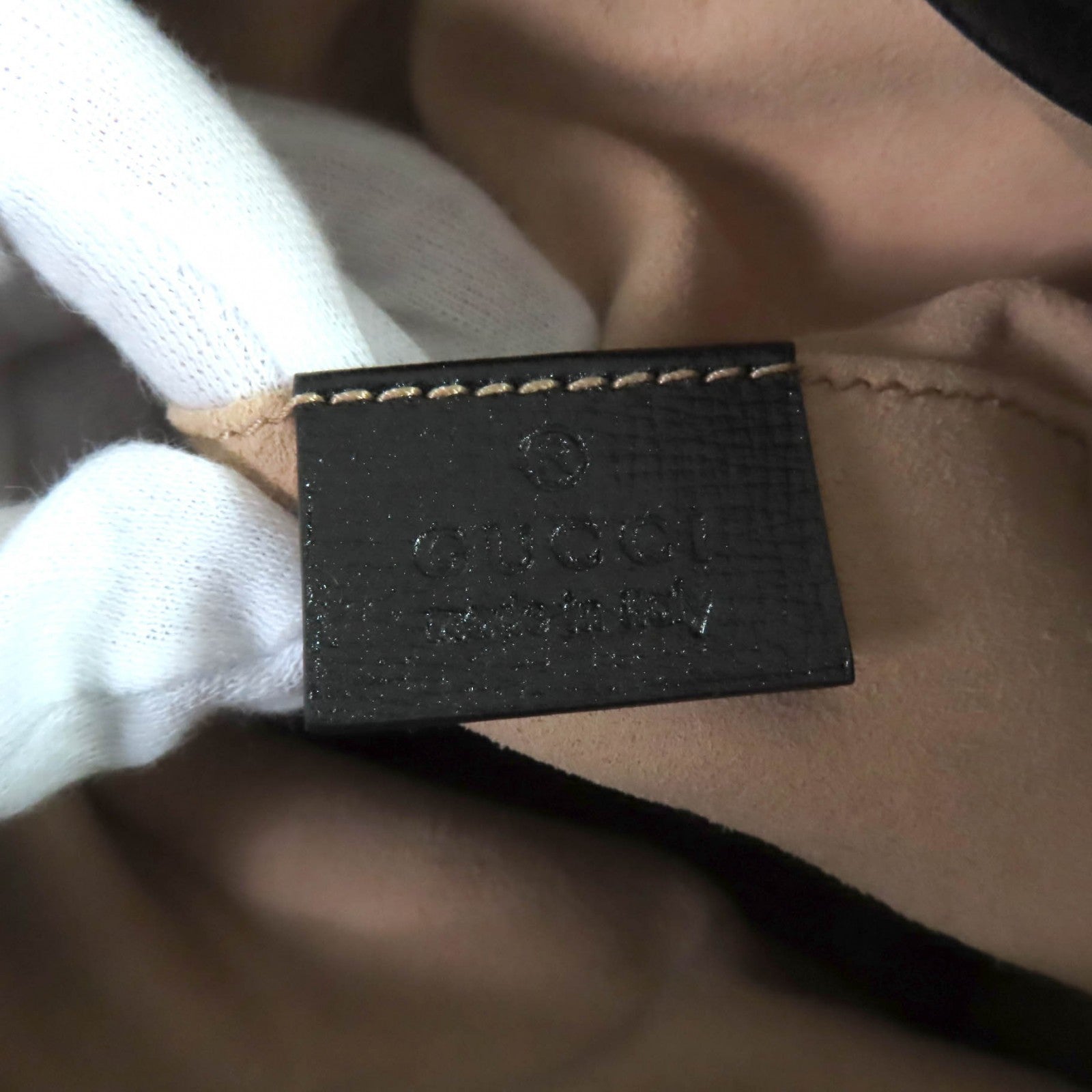 グッチ レザーショルダーバッグ