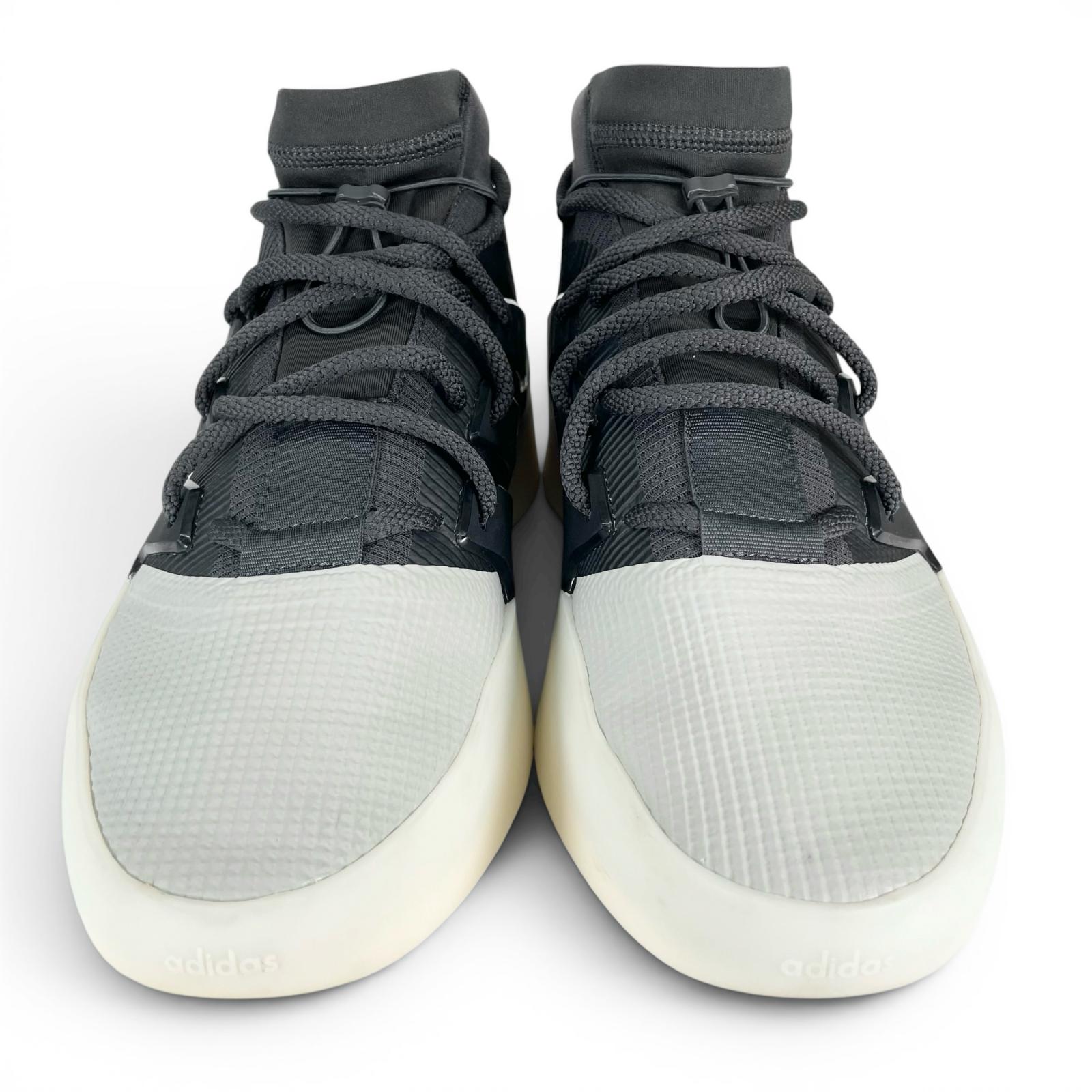 アディダス Fear of God Athletics 1 Basketball スニーカー
