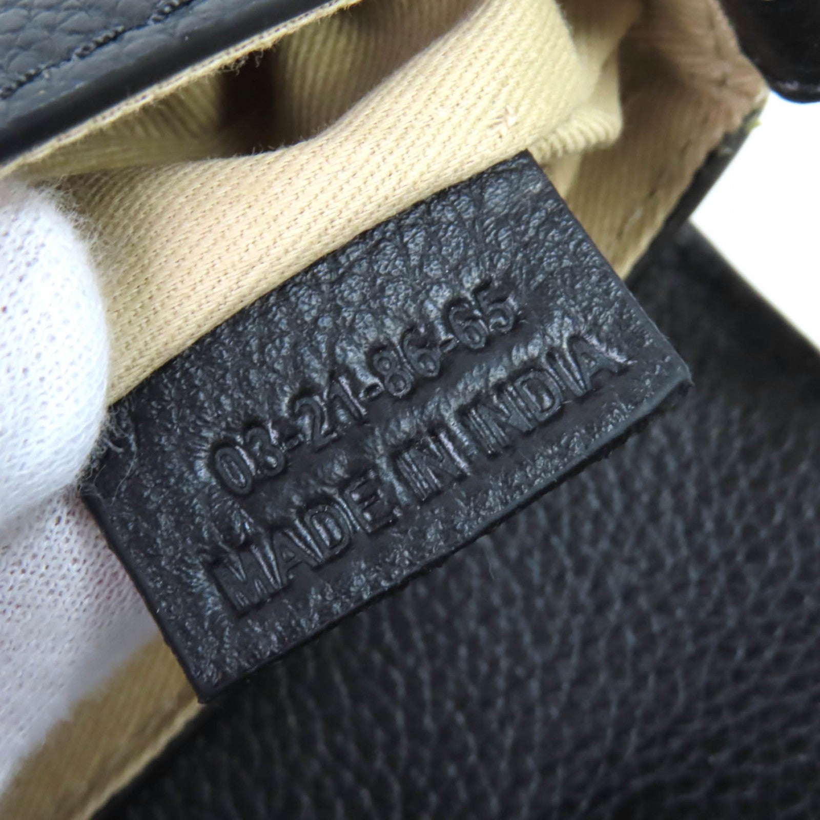 シーバイクロエ LESLY レザーショルダーバッグ