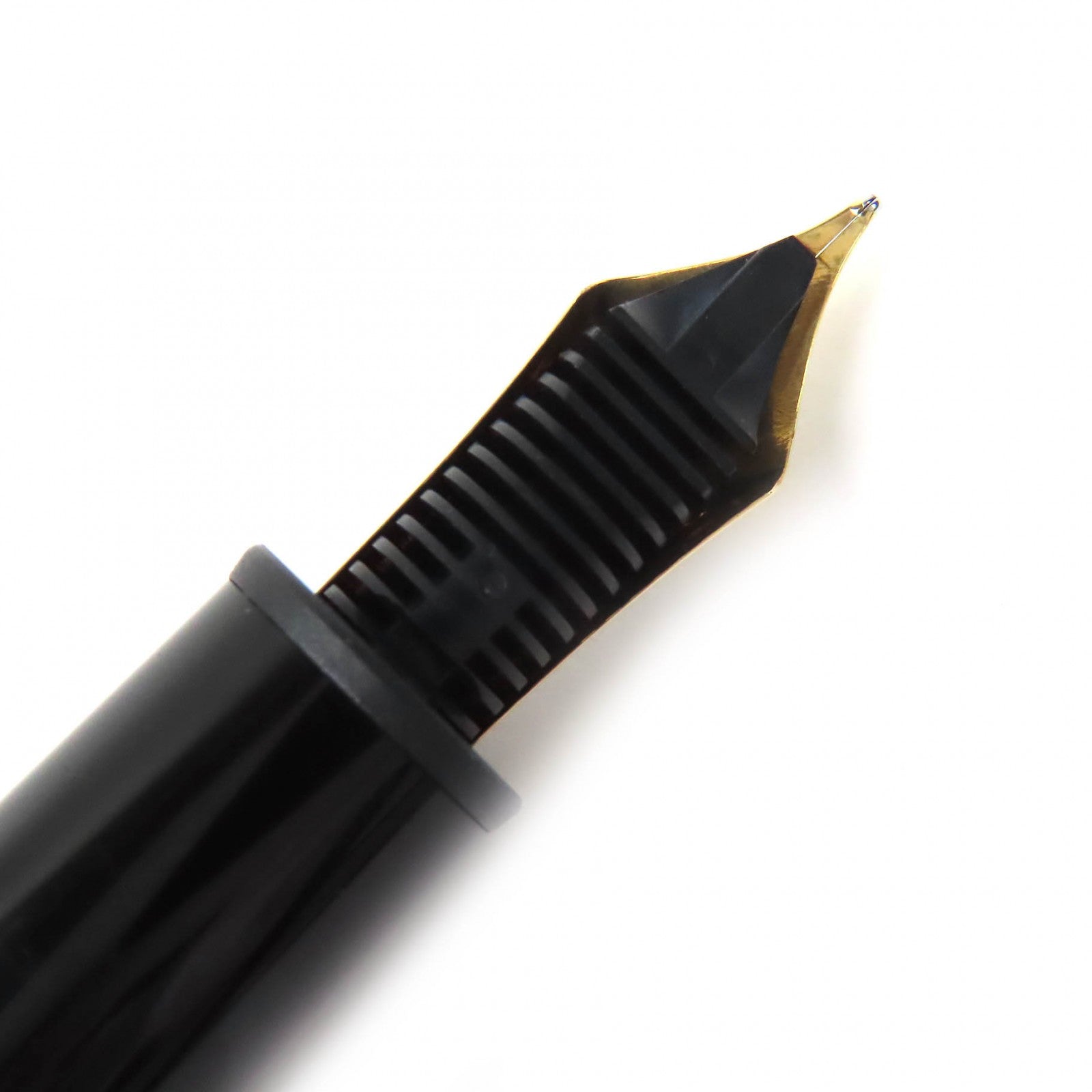モンブラン マイスターシュテュック146 14K 万年筆