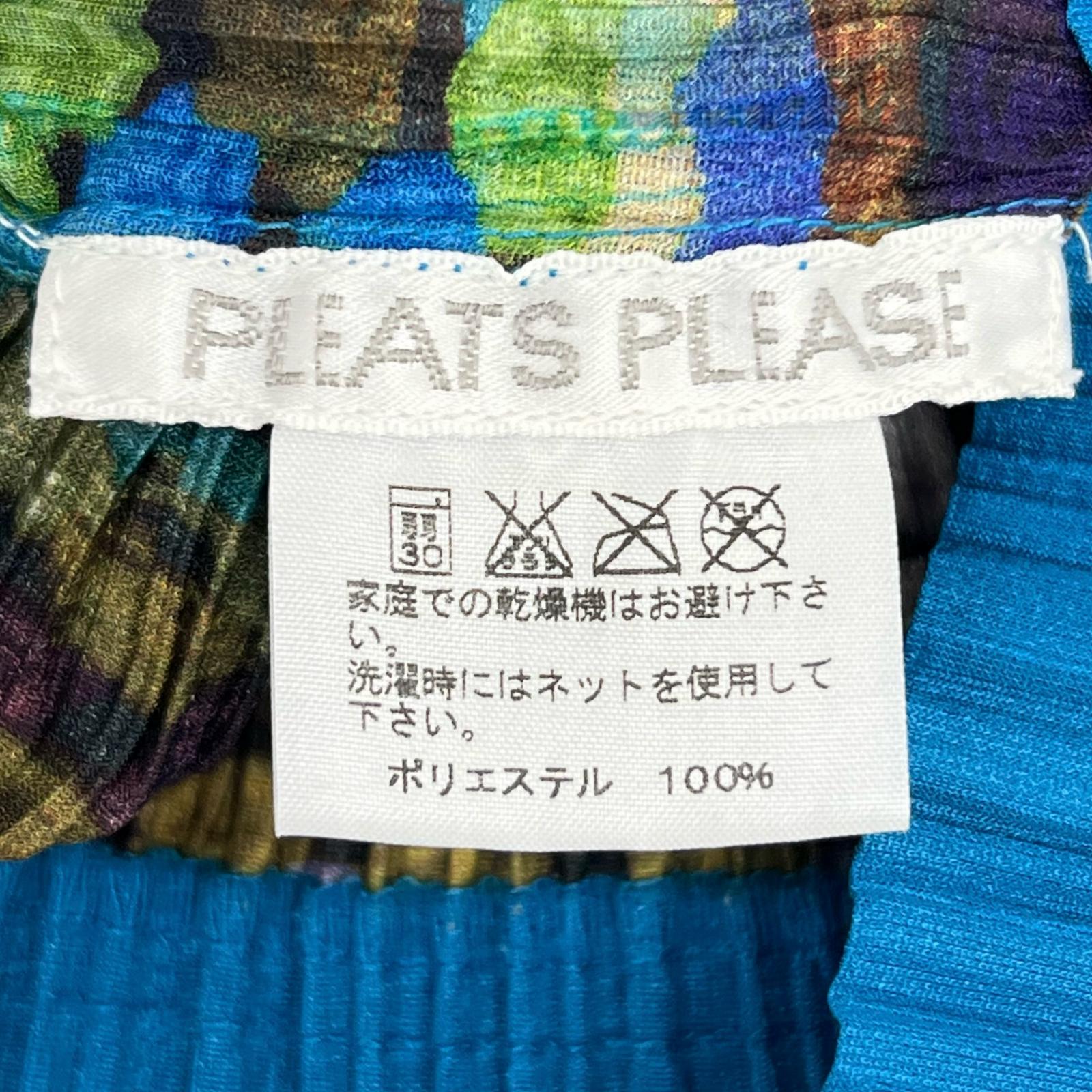 プリーツプリーズイッセイミヤケ ポリエステルノースリーブトップス
