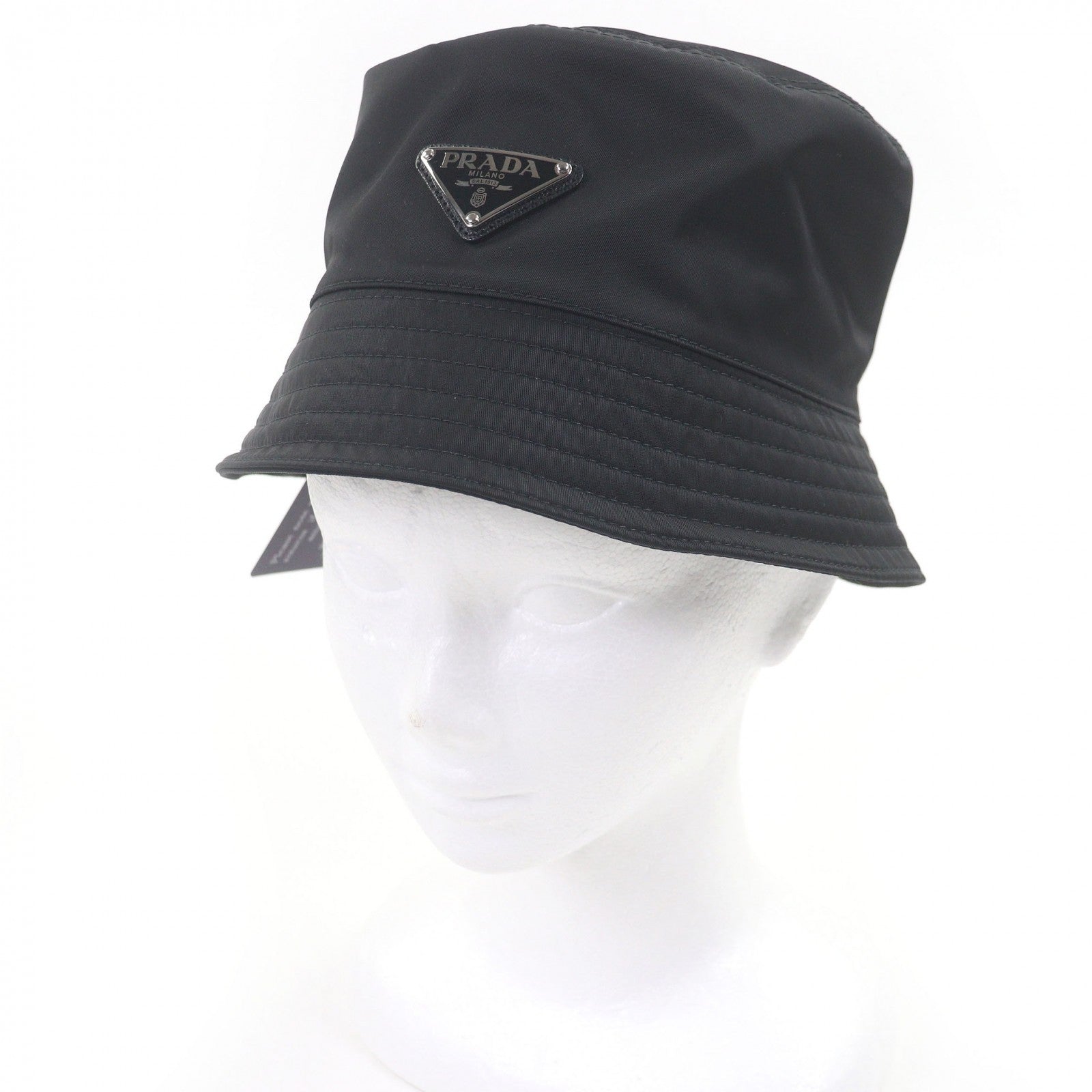 プラダ Re-Nylon トライアングルロゴ バケットハット