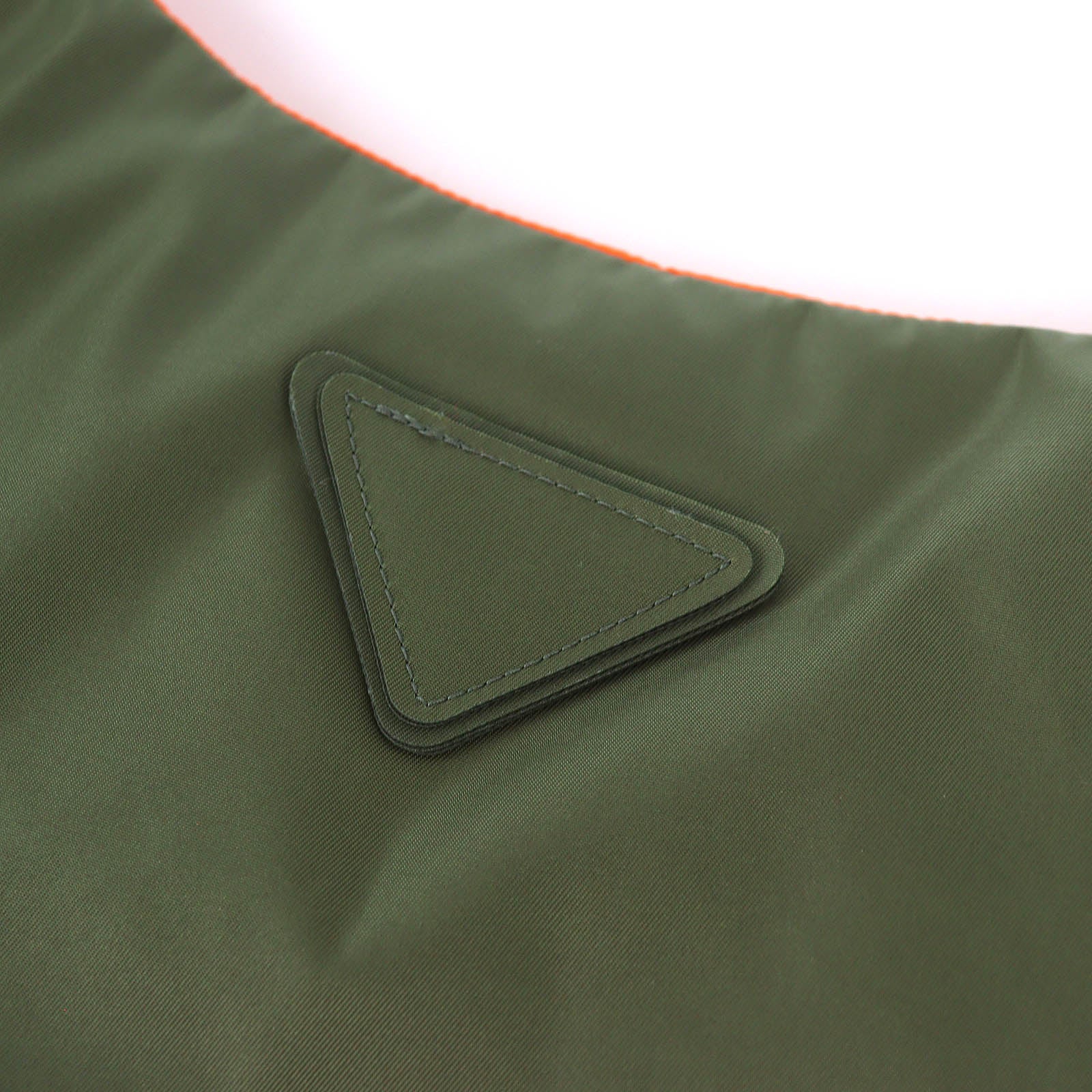プラダ RE-NYLON パデッドナイロンベスト