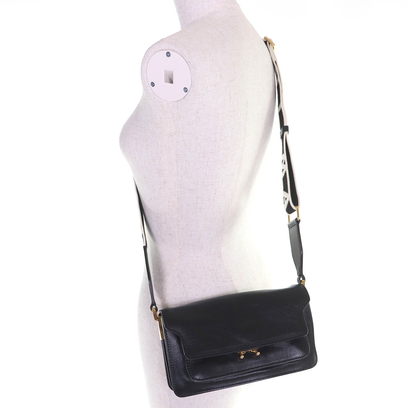 マルニ TRUNK SOFT EW レザーショルダーバッグ