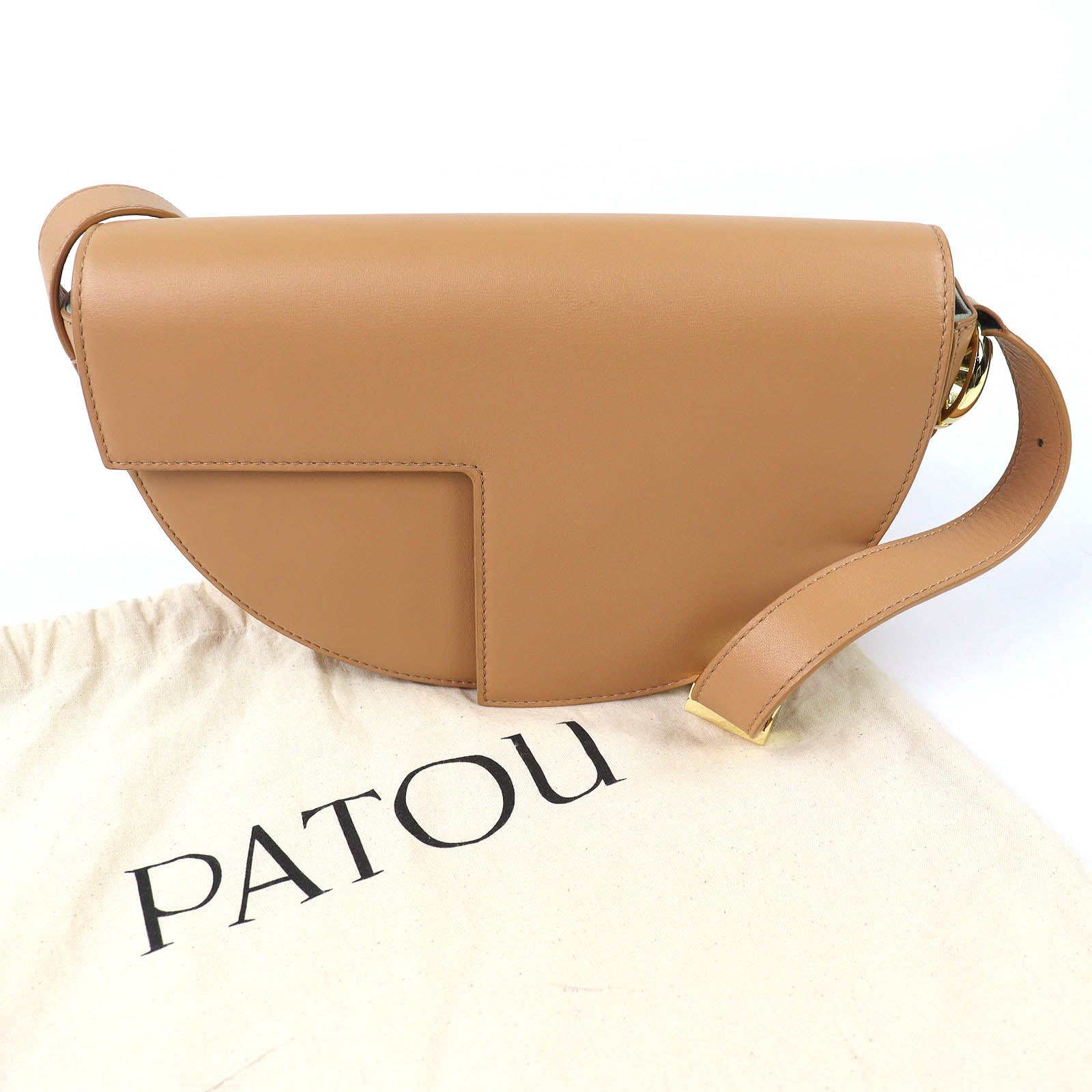 パトゥ Le Patou レザーショルダーバッグ