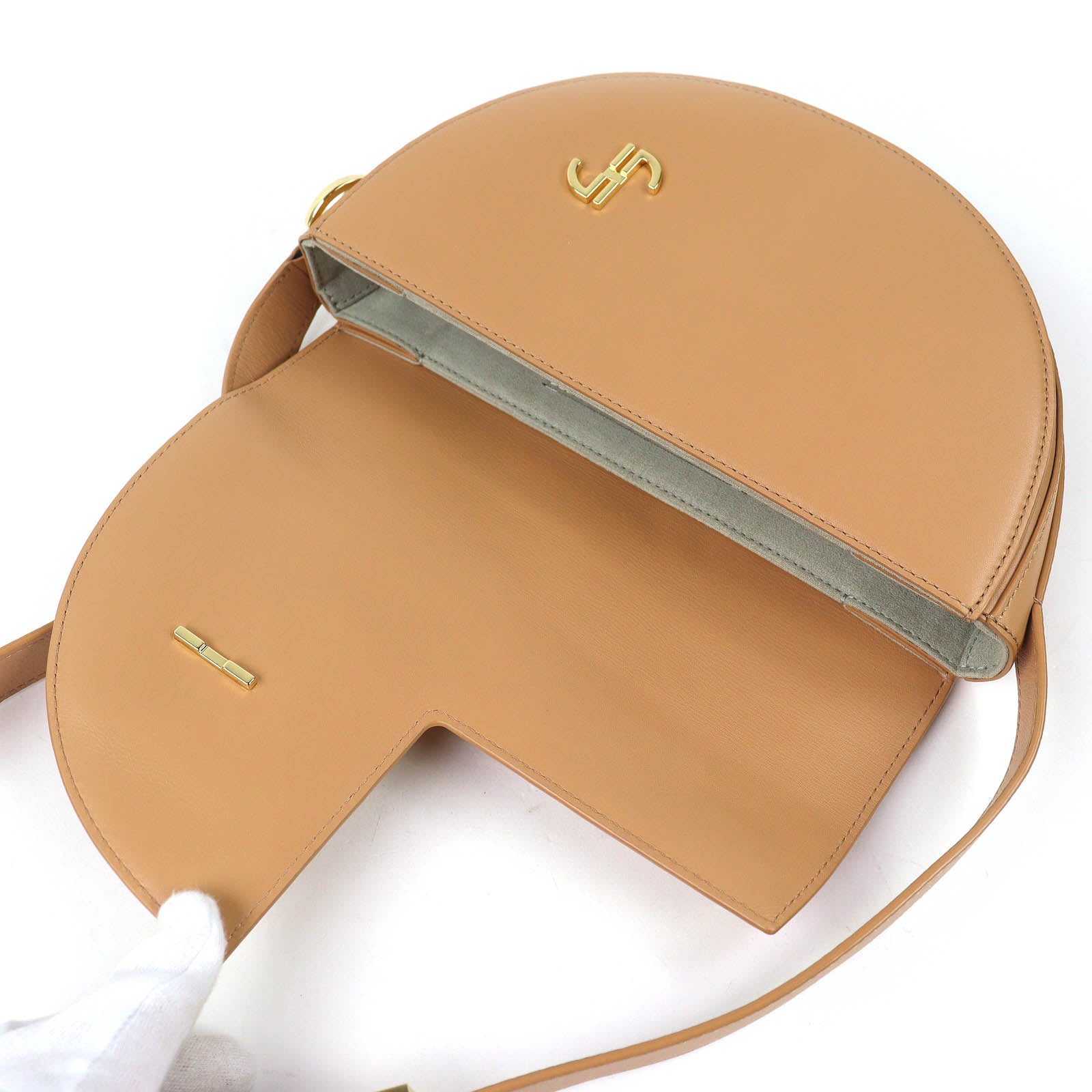 パトゥ Le Patou レザーショルダーバッグ