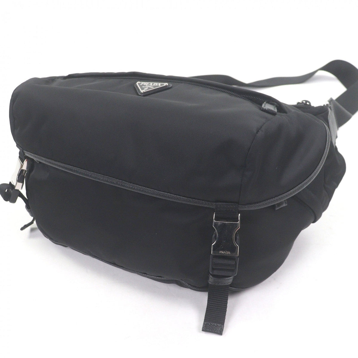 プラダ Re-Nylon ショルダーバッグ