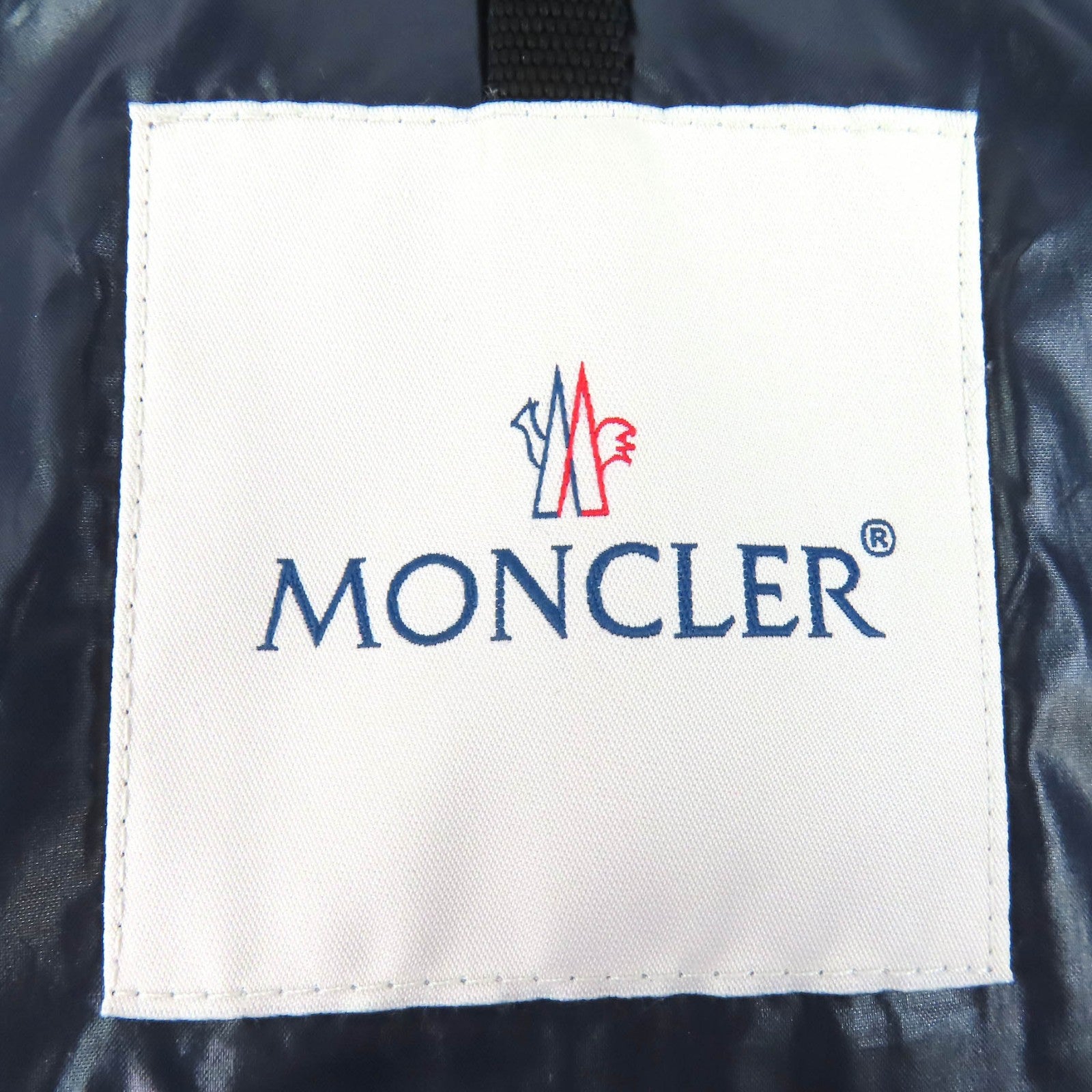 モンクレール MONTCLA ダウンフードジャケット