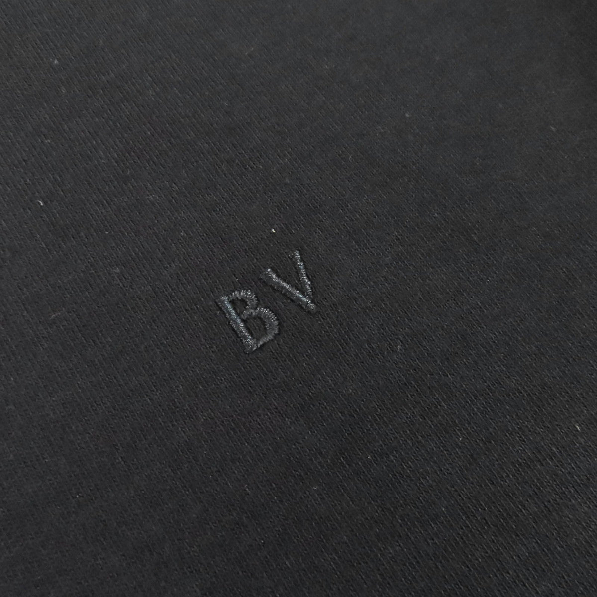 ボッテガヴェネタ ロゴ刺繍ハイネック長袖トップス