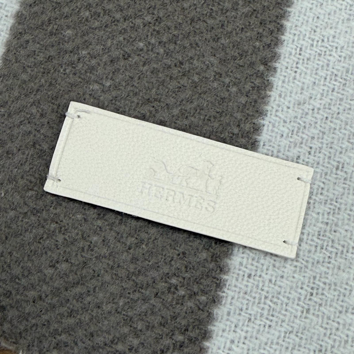 エルメス コンテストロゴ カシミヤマフラー