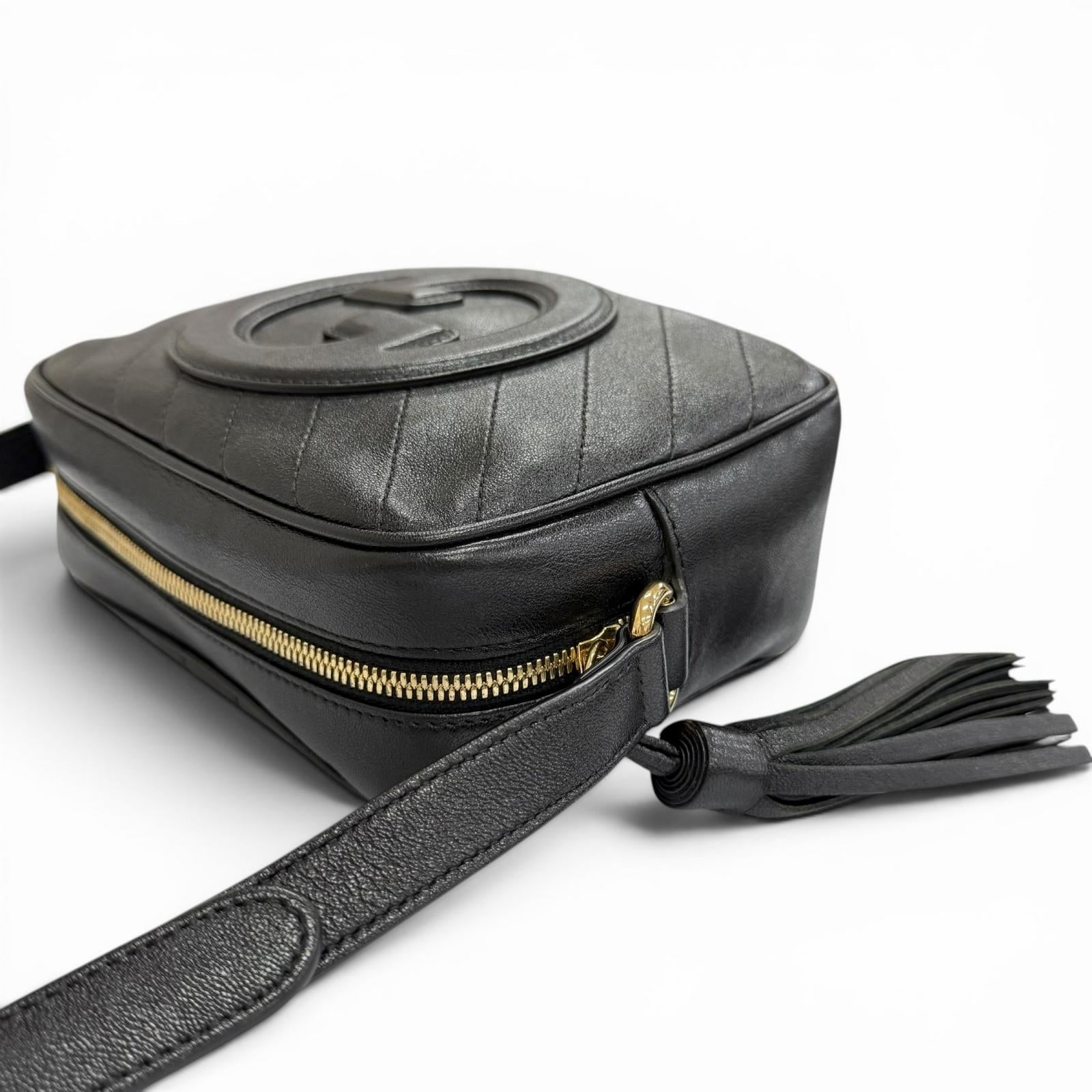 グッチ ブロンディ レザー ショルダーバッグ