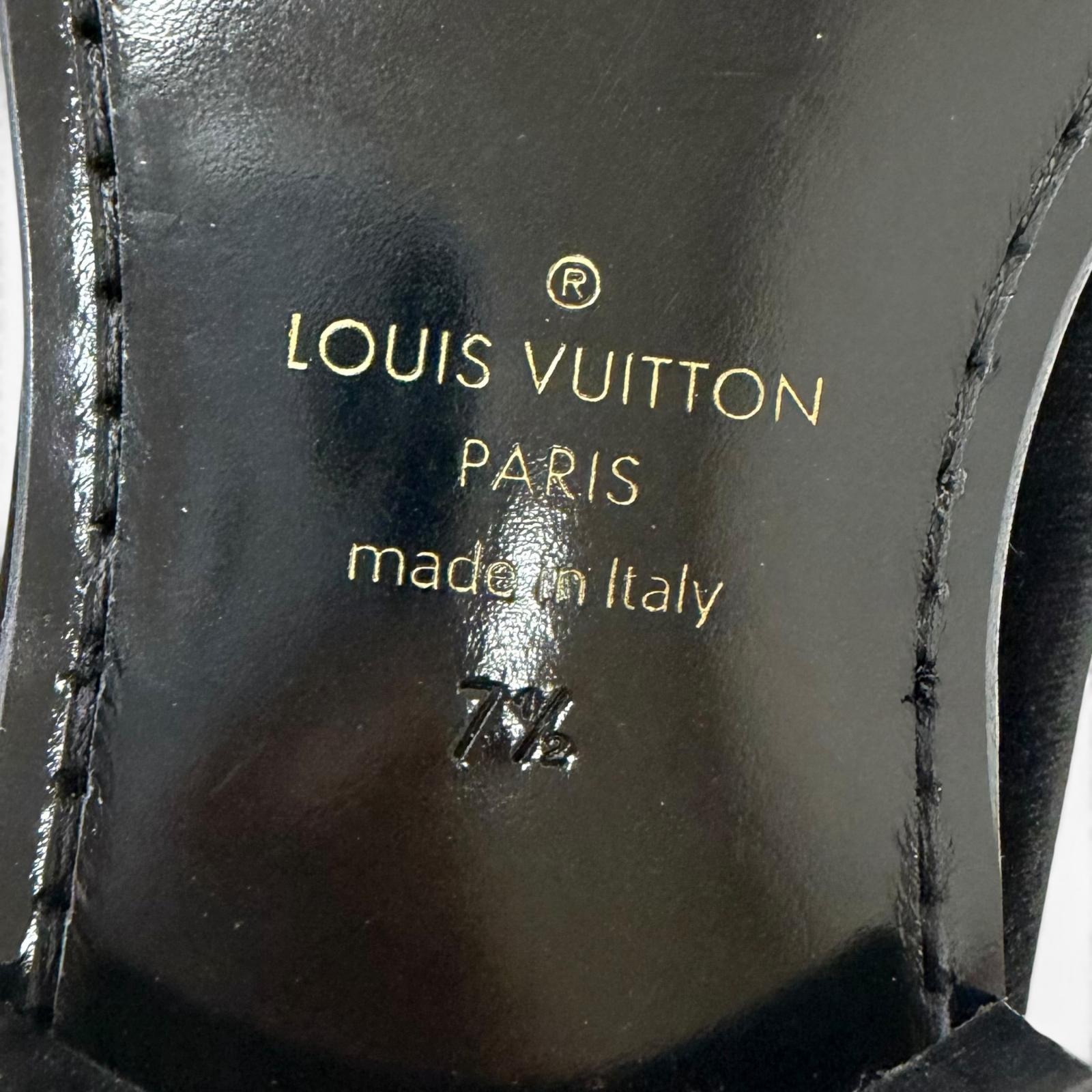 ルイヴィトン ロゴ刺繍 ベロアローファー