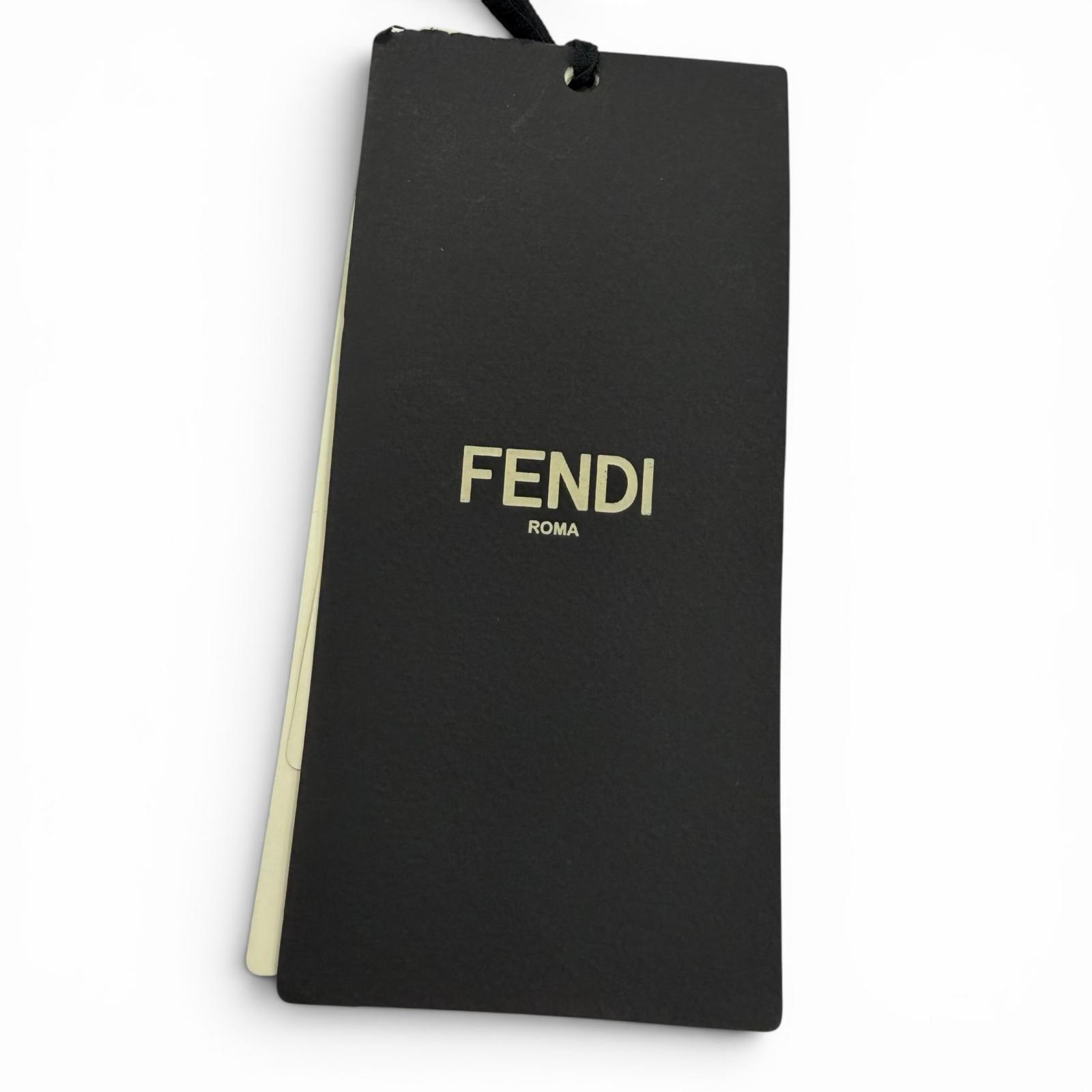 フェンディ レザーショルダーストラップ