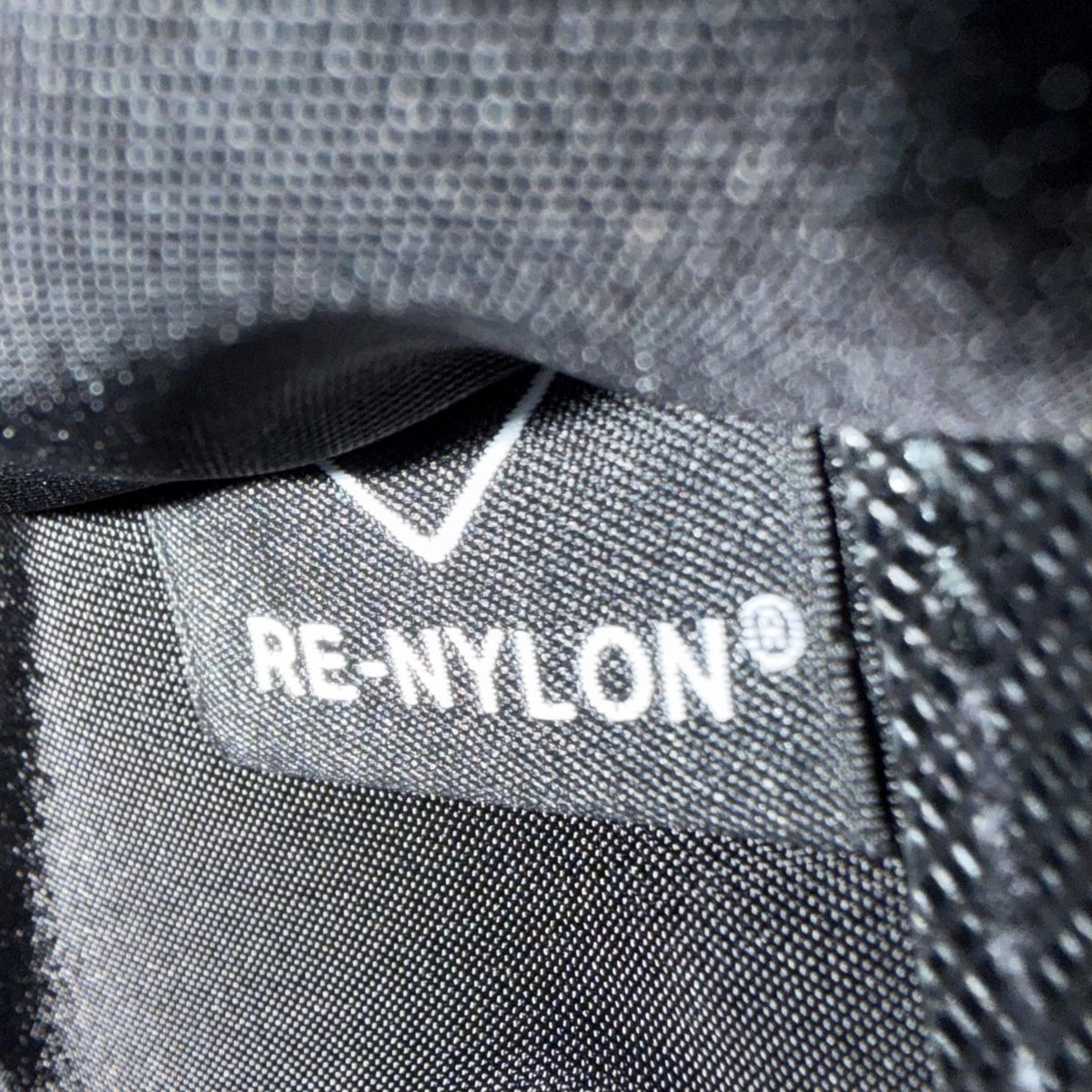 プラダ Re-Nylon トートバックパック リサイクルポリアミド