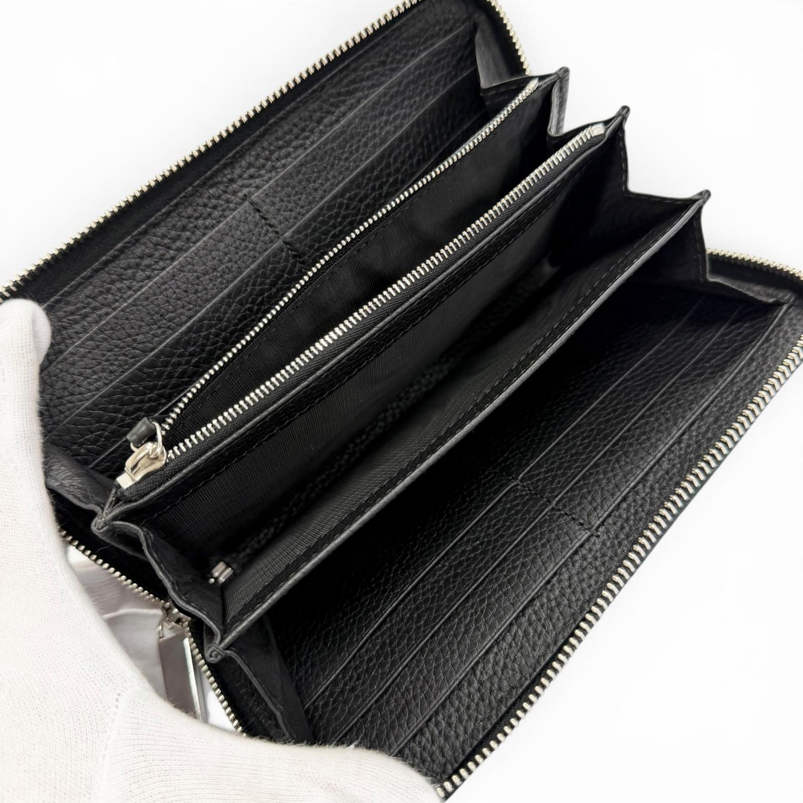 グッチ レザーラウンドファスナー長財布