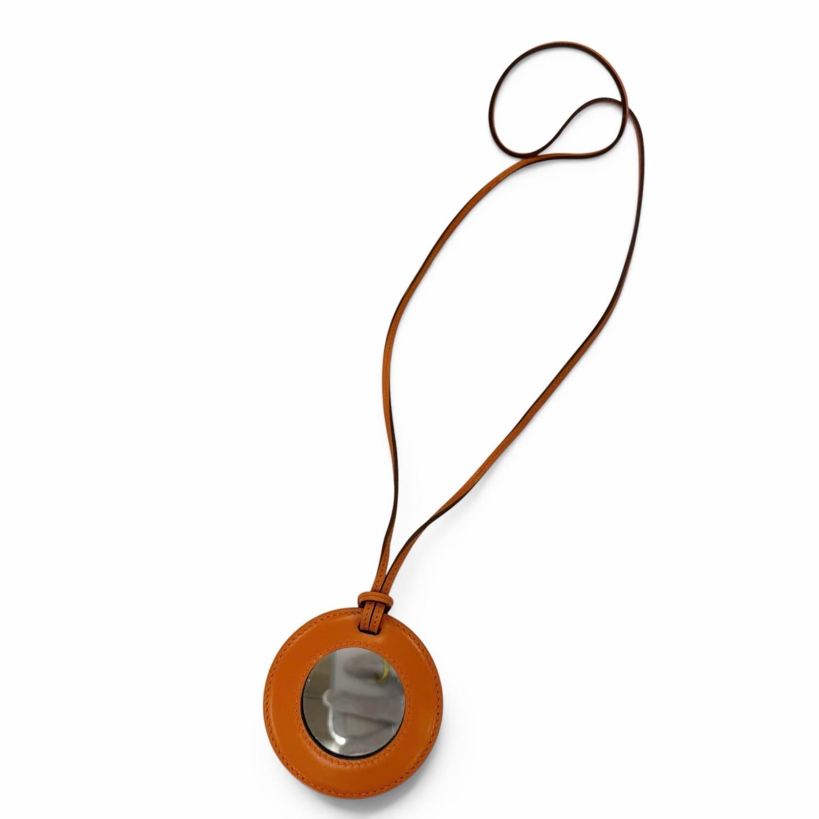 エルメス レザー ルーペネックレス