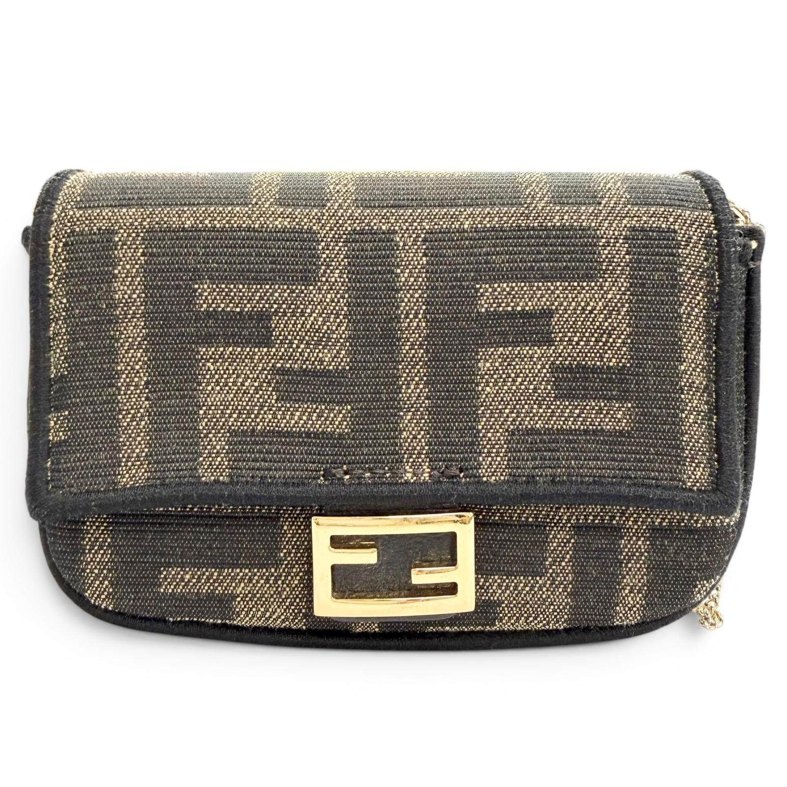 フェンディ ナノバケット FFロゴ ズッカ 2wayチェーンバッグ