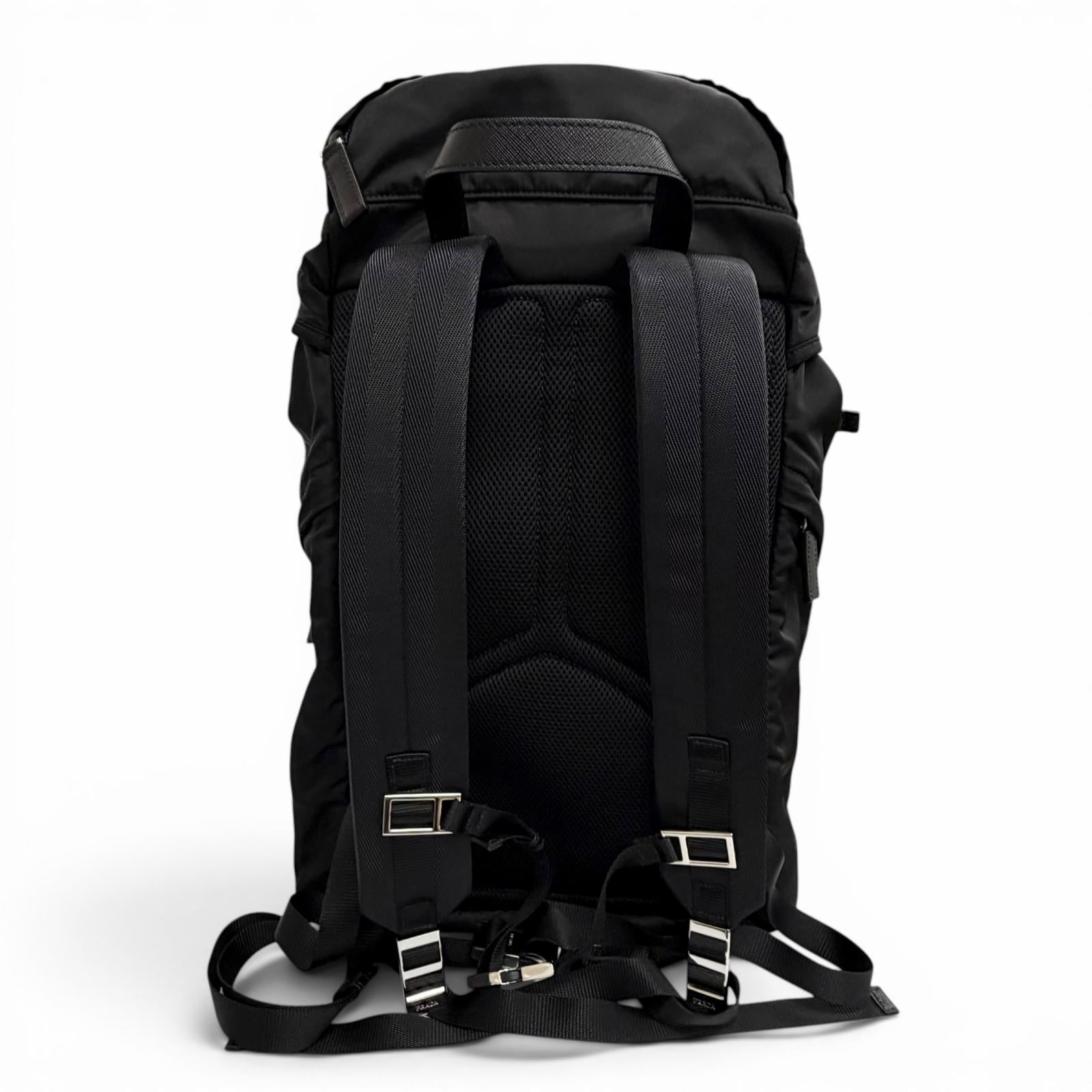 プラダ Re-Nylon レザー バックパック