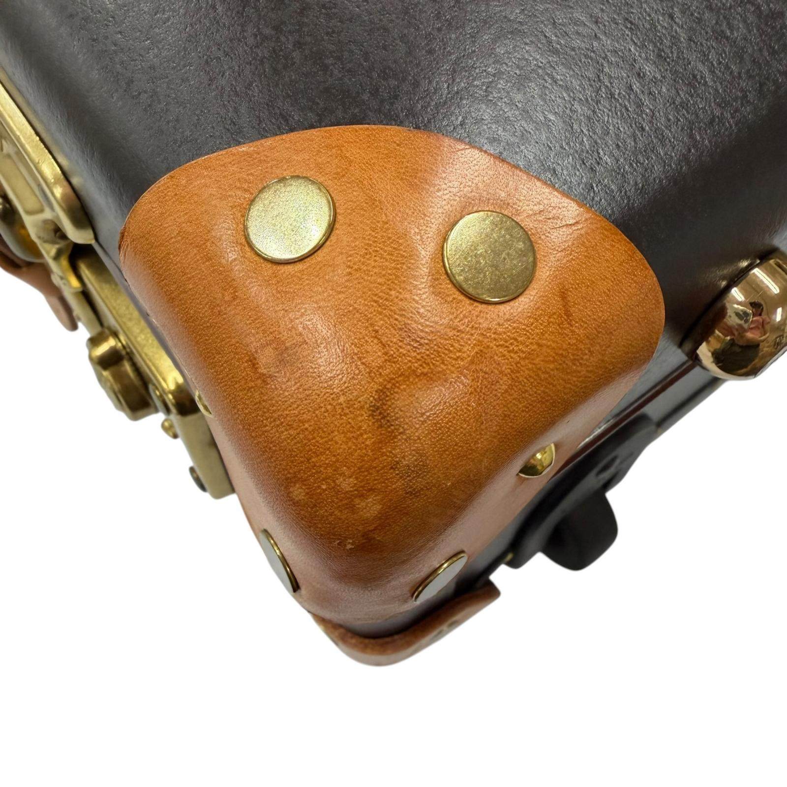 グローブトロッター レザーキャリーバッグ