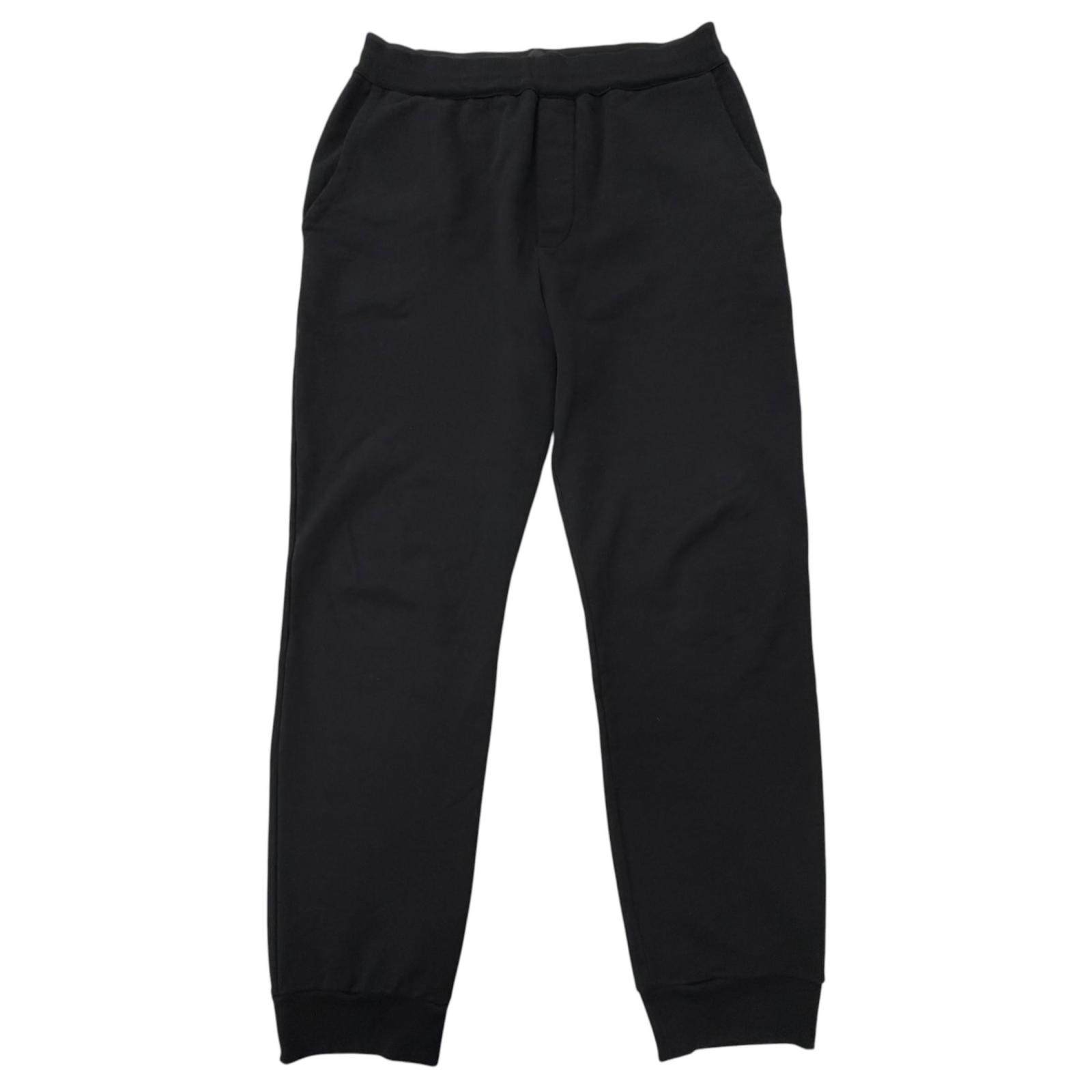 プラダ Re-Nylon コットンセットアップ