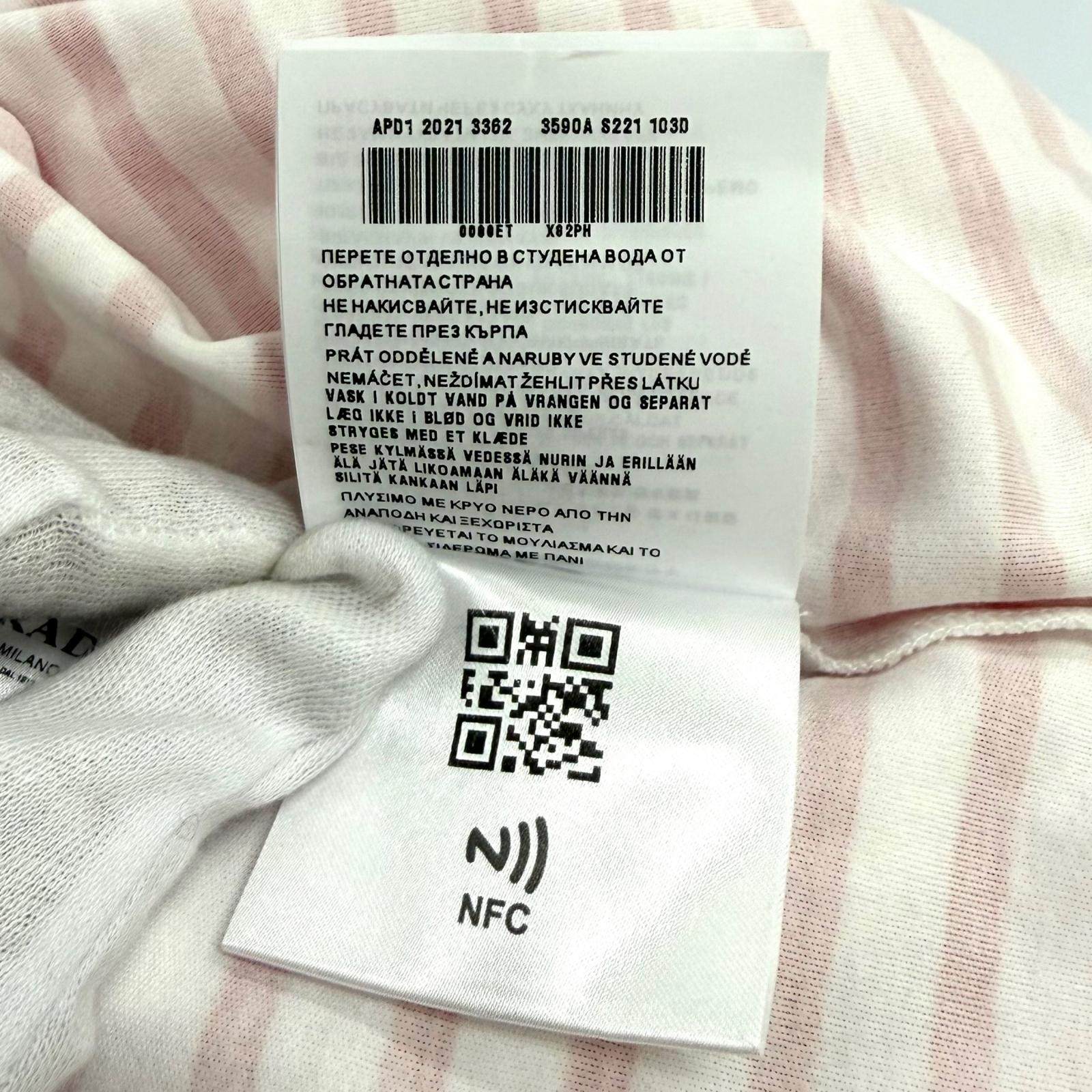 プラダ コットンTシャツ