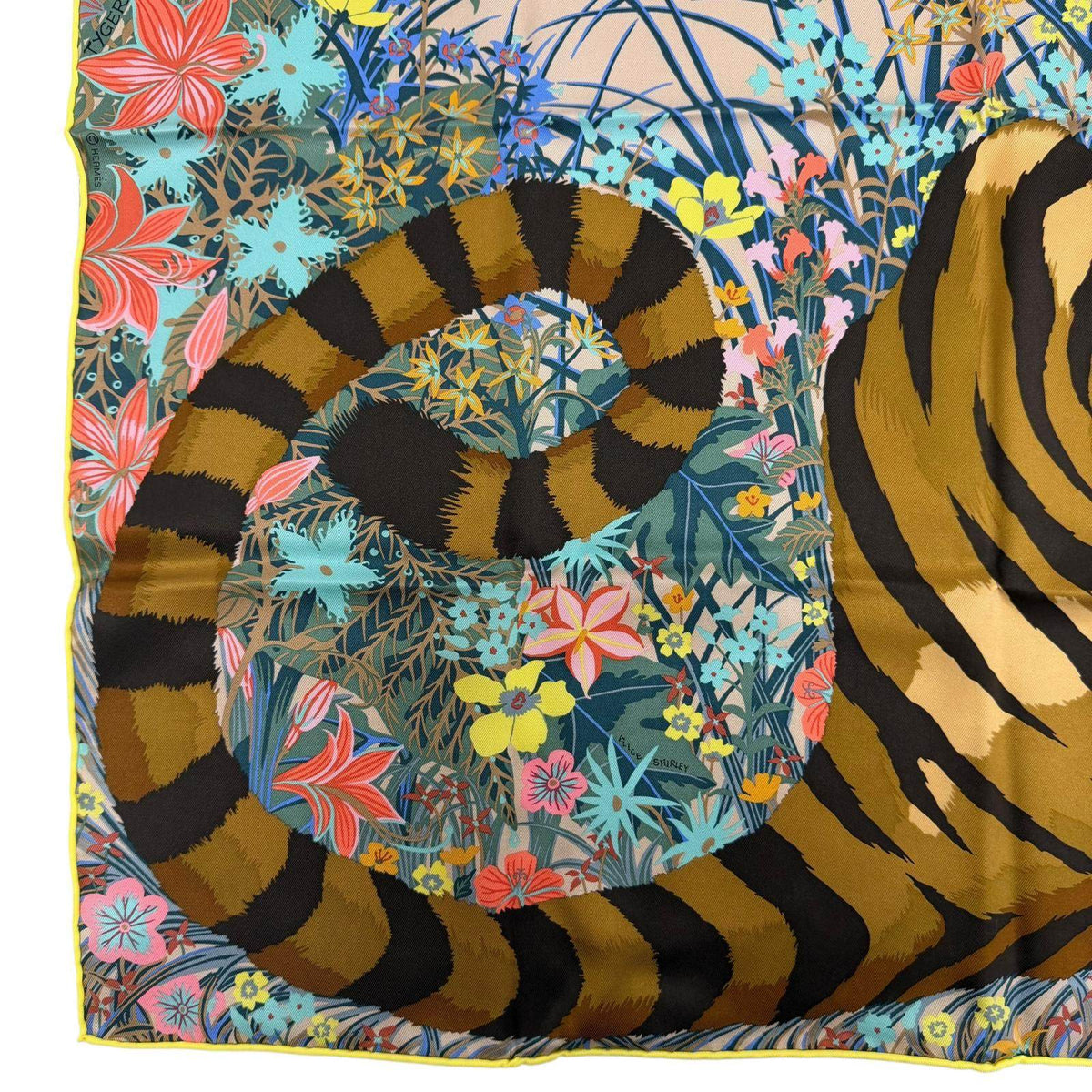 エルメス Tiger Tiger シルクスカーフ
