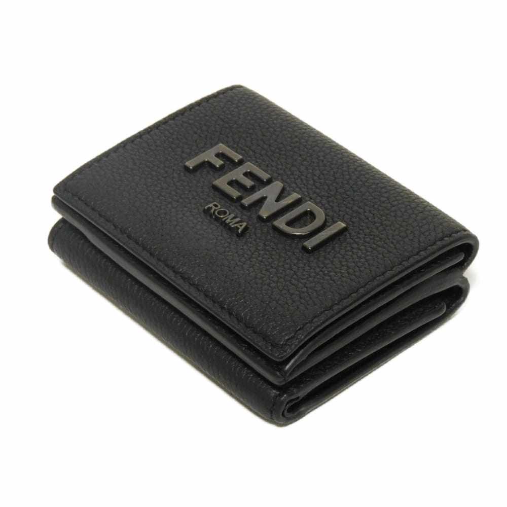 フェンディ コンパクトウォレット 三つ折り財布 グレインカーフレザー