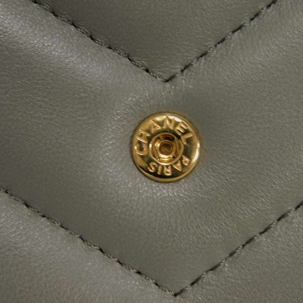 シャネル シェブロン ナッパレザー 二つ折り財布