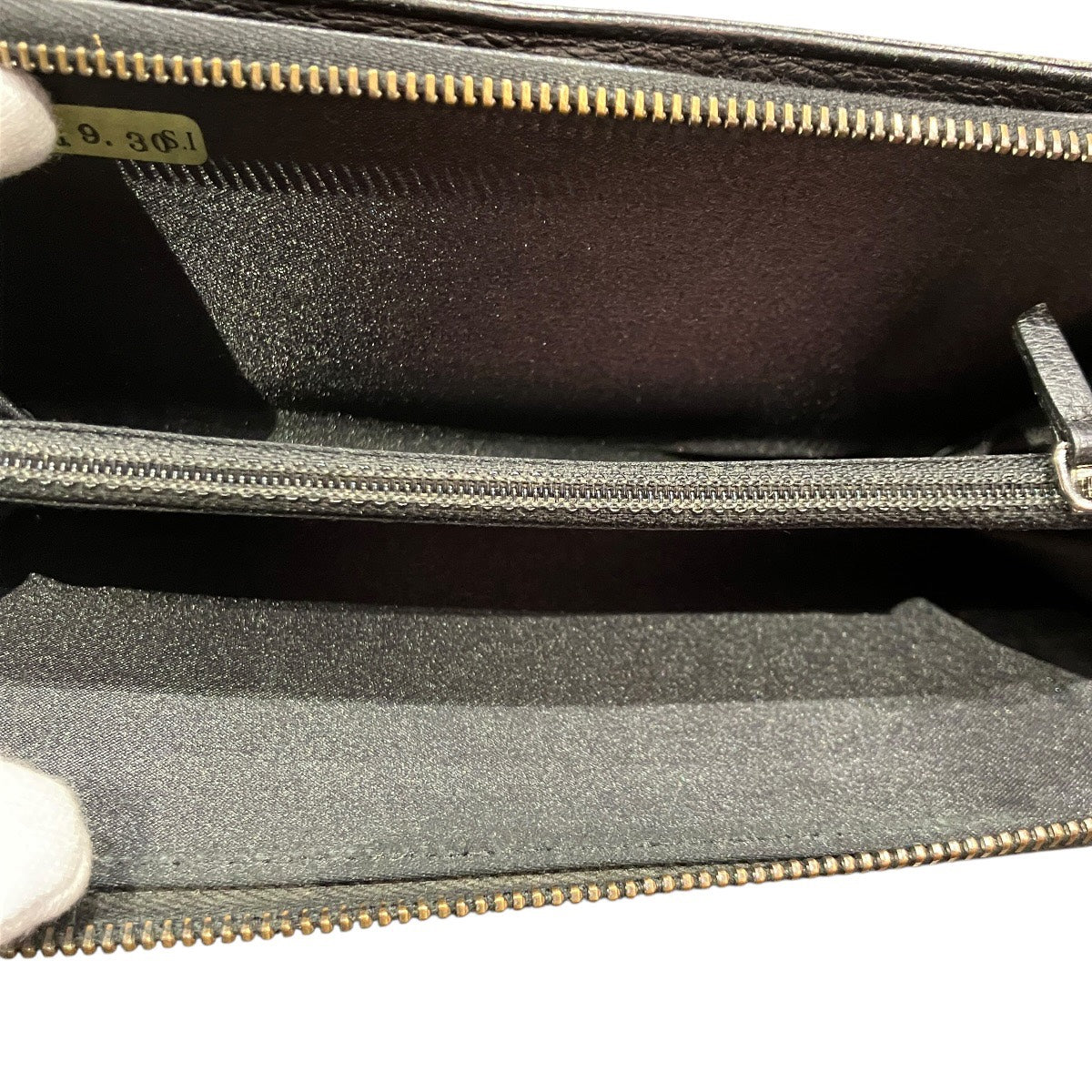 シャネル レザー長財布