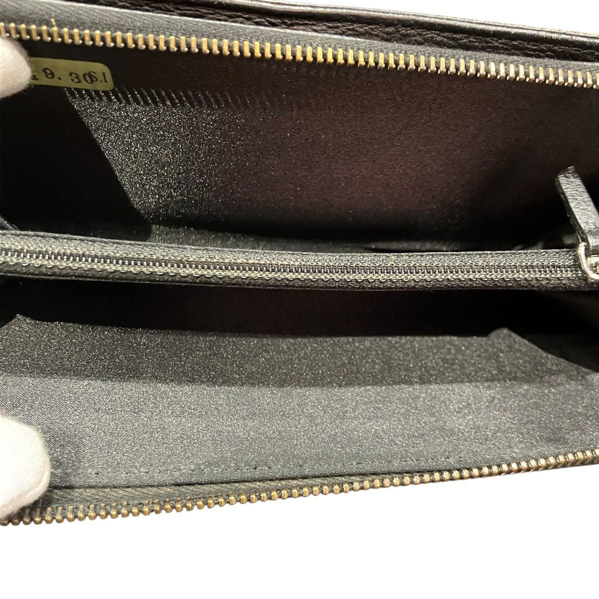 シャネル レザー長財布