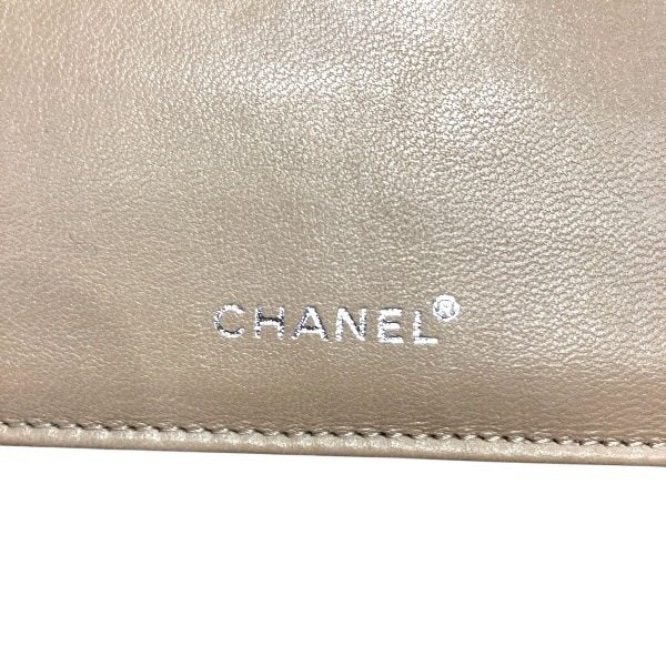 シャネル ニュートラベルライン キャンバス レザー 二つ折り財布