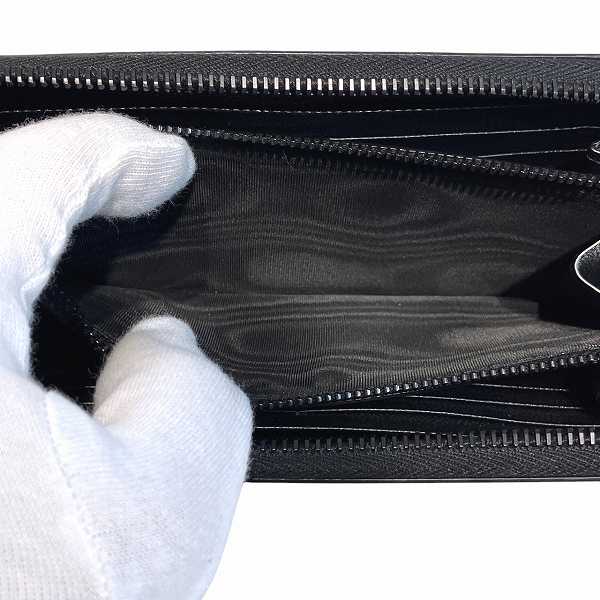 イヴサンローラン ラウンドファスナー レザー 長財布