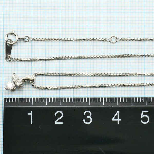 Au750ホワイトゴールドダイヤネックレス