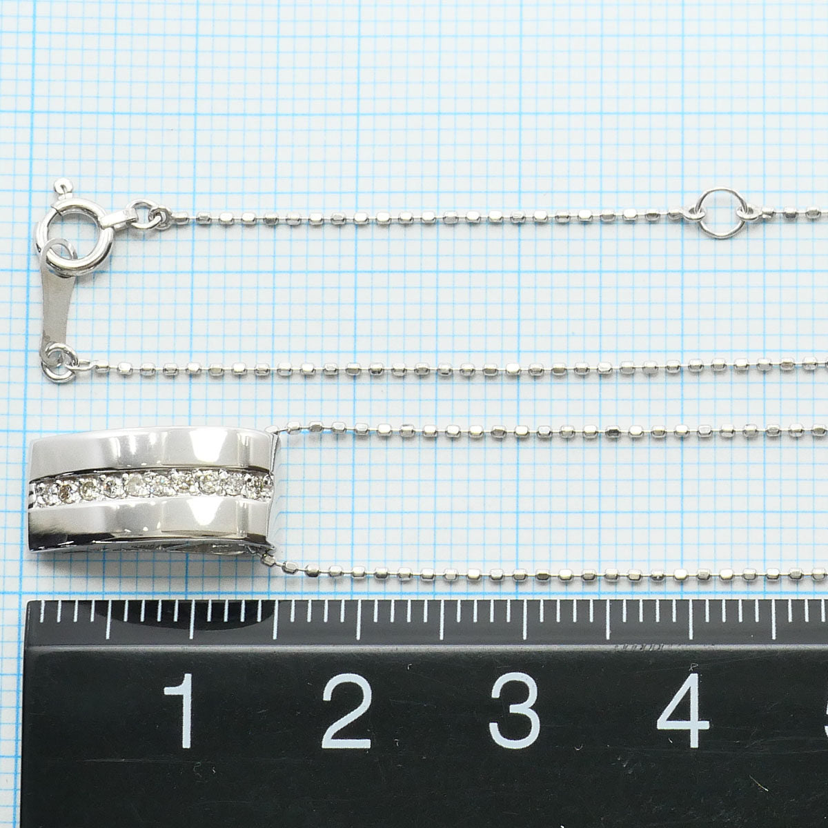 Au750ホワイトゴールドダイヤモンドネックレス