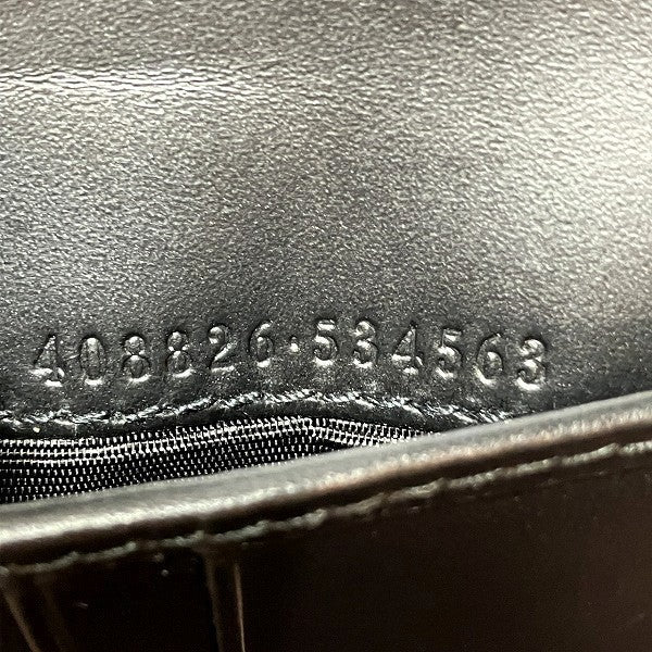 グッチ GGシグネチャー レザー二つ折り財布